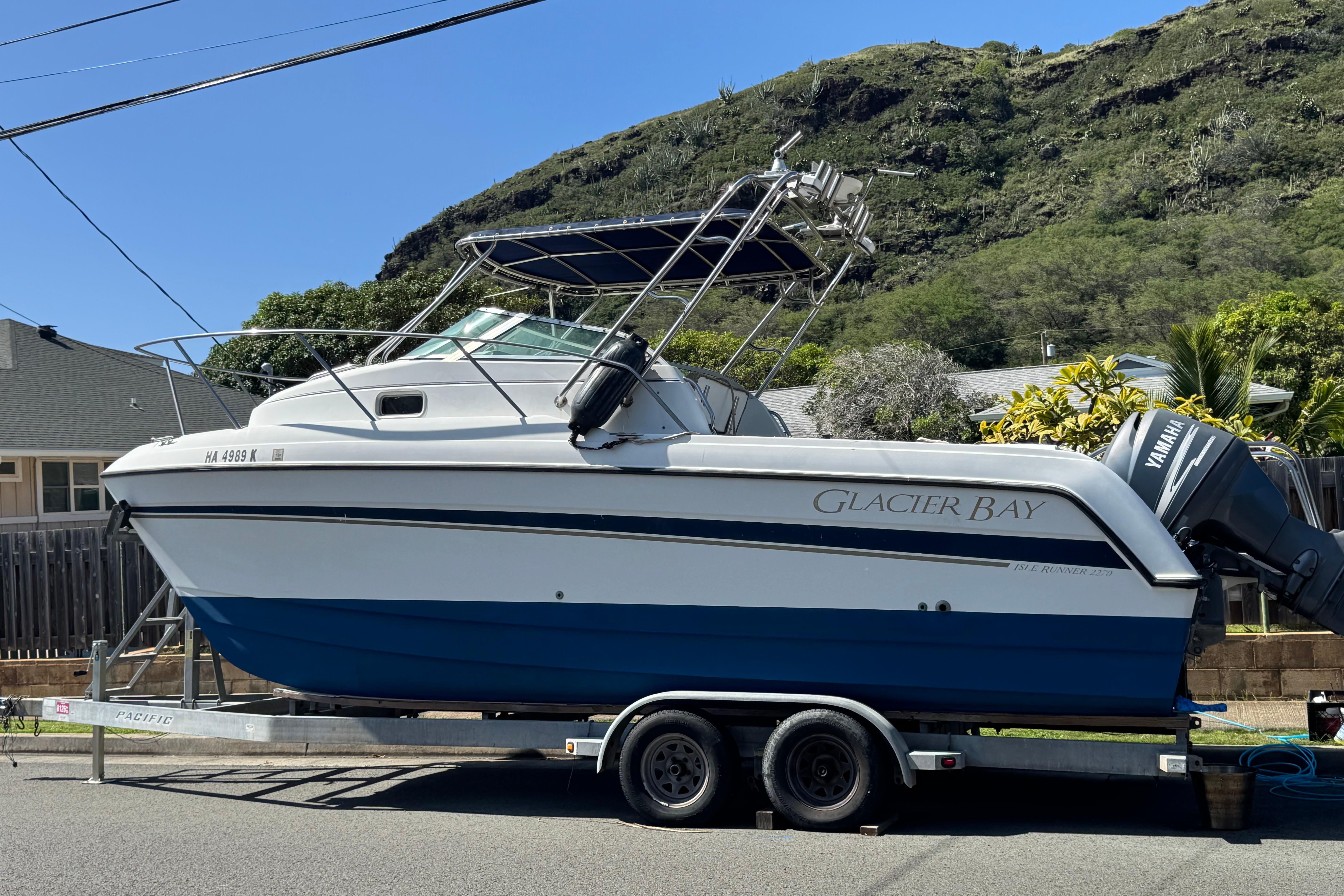 2004 Glacier Bay 2270 Isle Runner