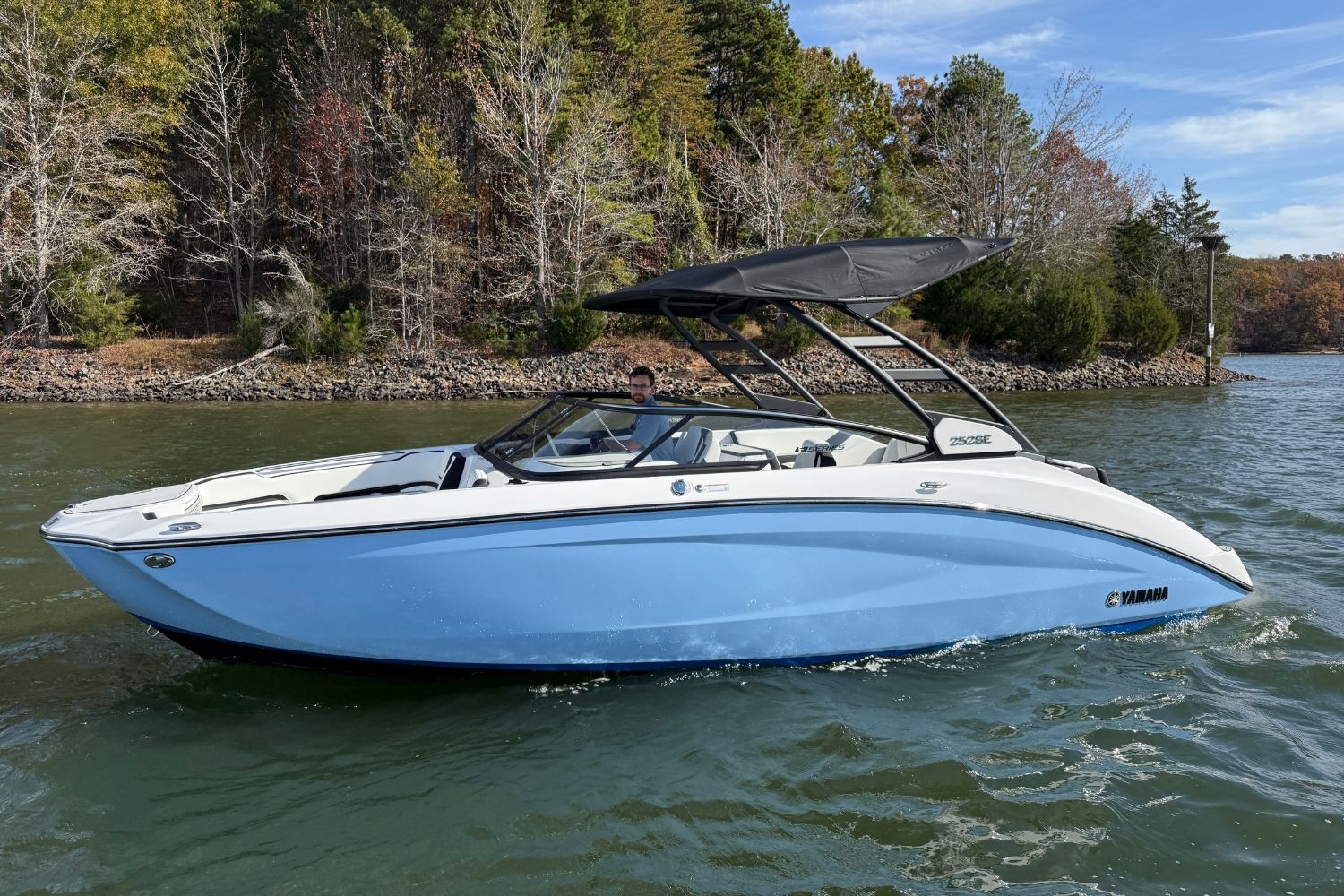 2026 Yamaha Boats 252SE