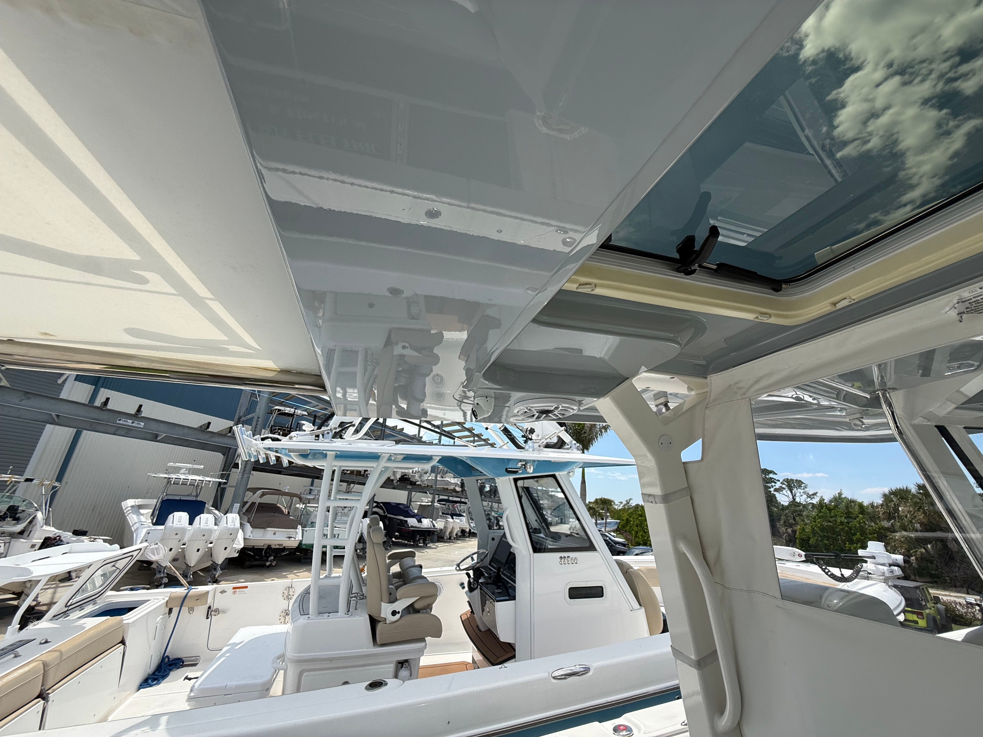 2024 PURSUIT 378 S - Image 46
