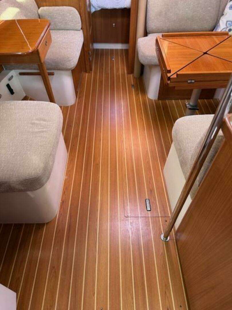 2012 Catalina 355 - Image 30