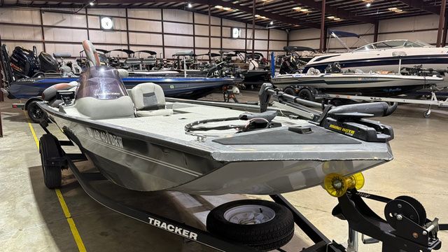 2018 Tracker Pro 170 W/ Mercury 50 - 6