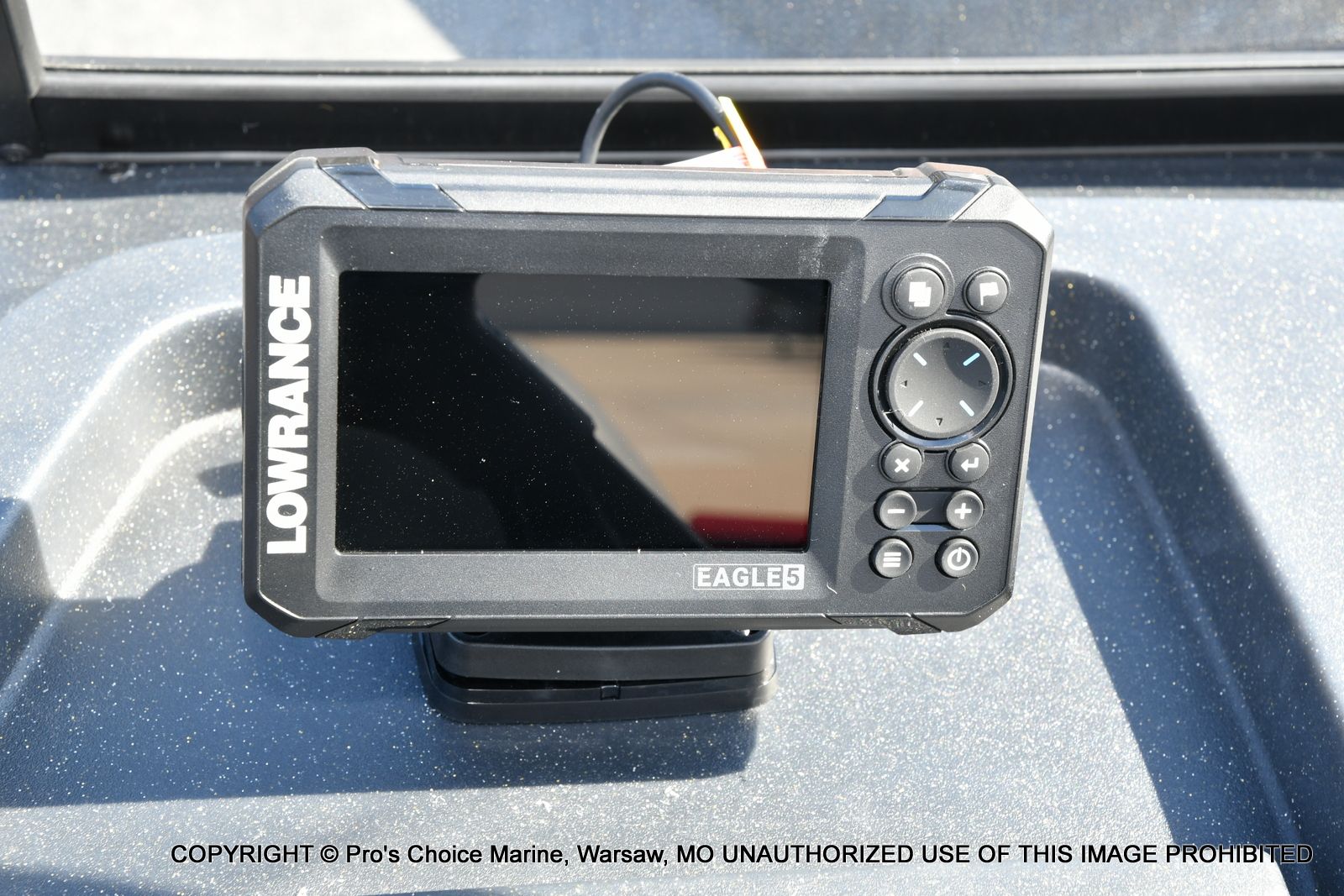 2026 Tracker Pro Guide V-175 WT w/150HP - 35