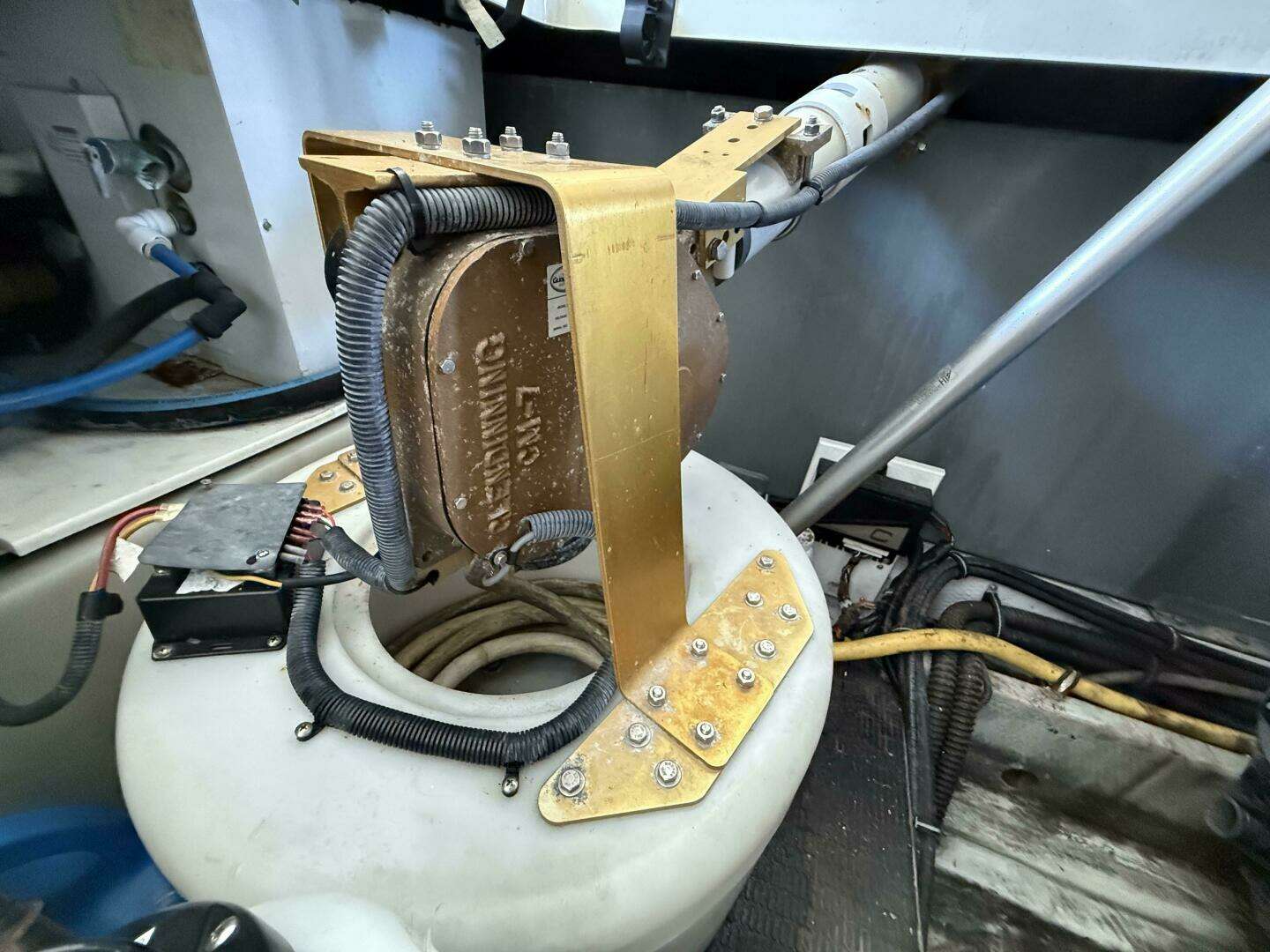 2007 Chris-Craft Roamer 40 - Image 66