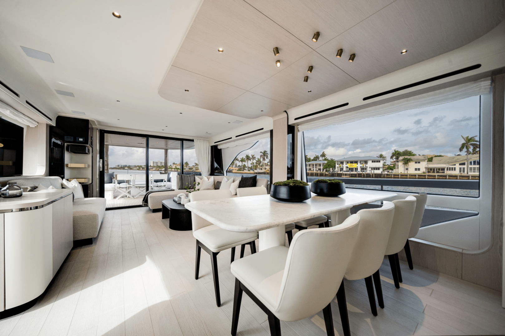 2026 Azimut Fly 78 - Image 37