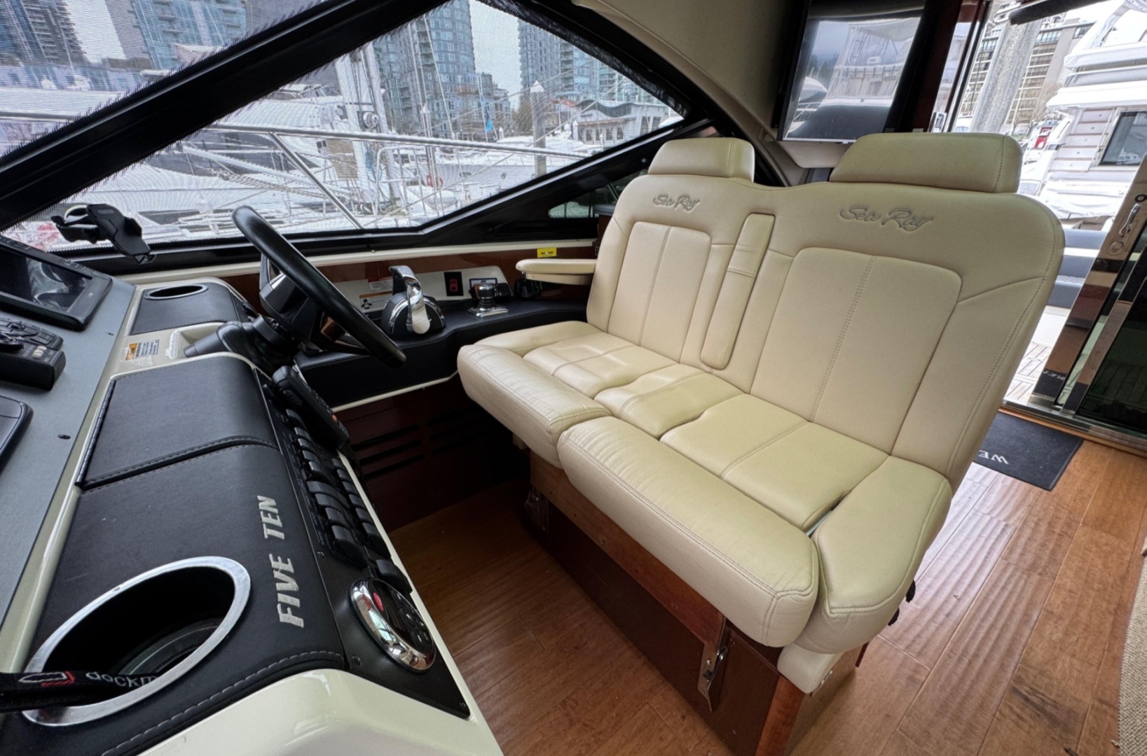 2015 Sea Ray Sundancer 510 - Image 26