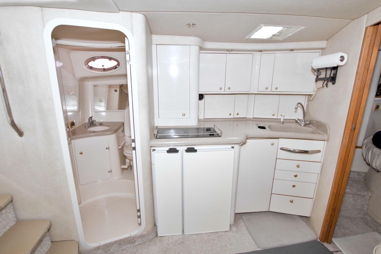 1997 Sea Ray 370 Express Cruiser - Image 42
