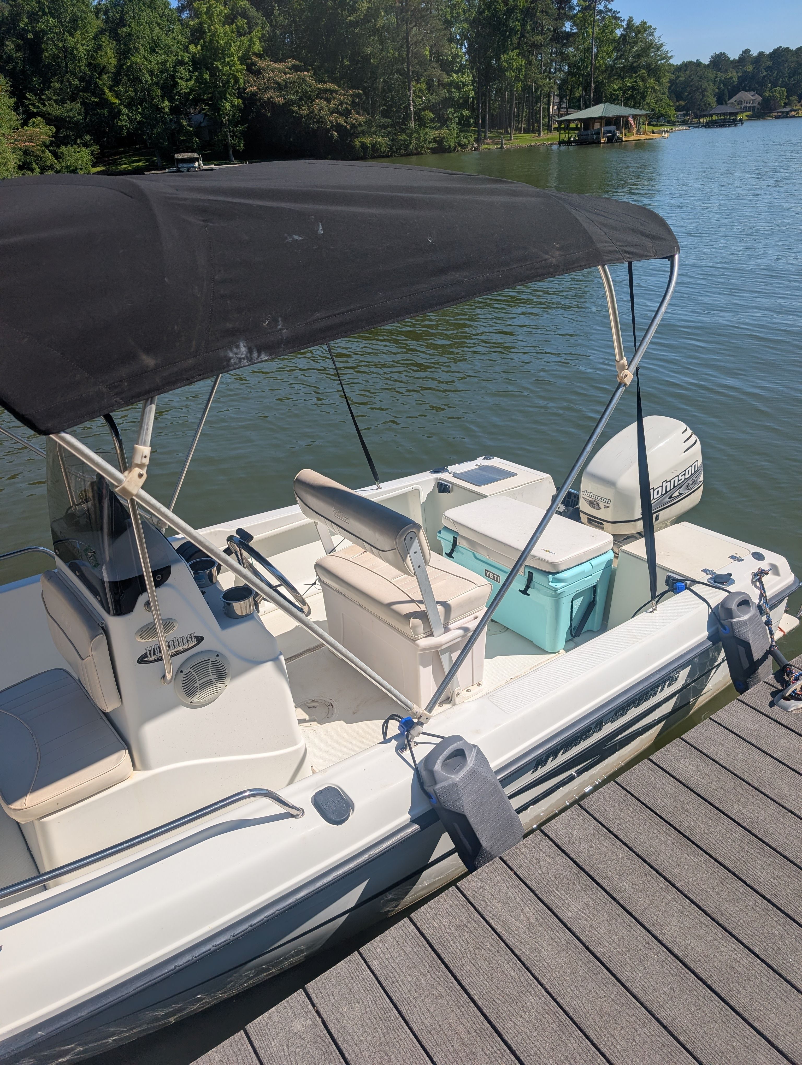 2001 Hydra-Sports 170 Seahorse CC - 2