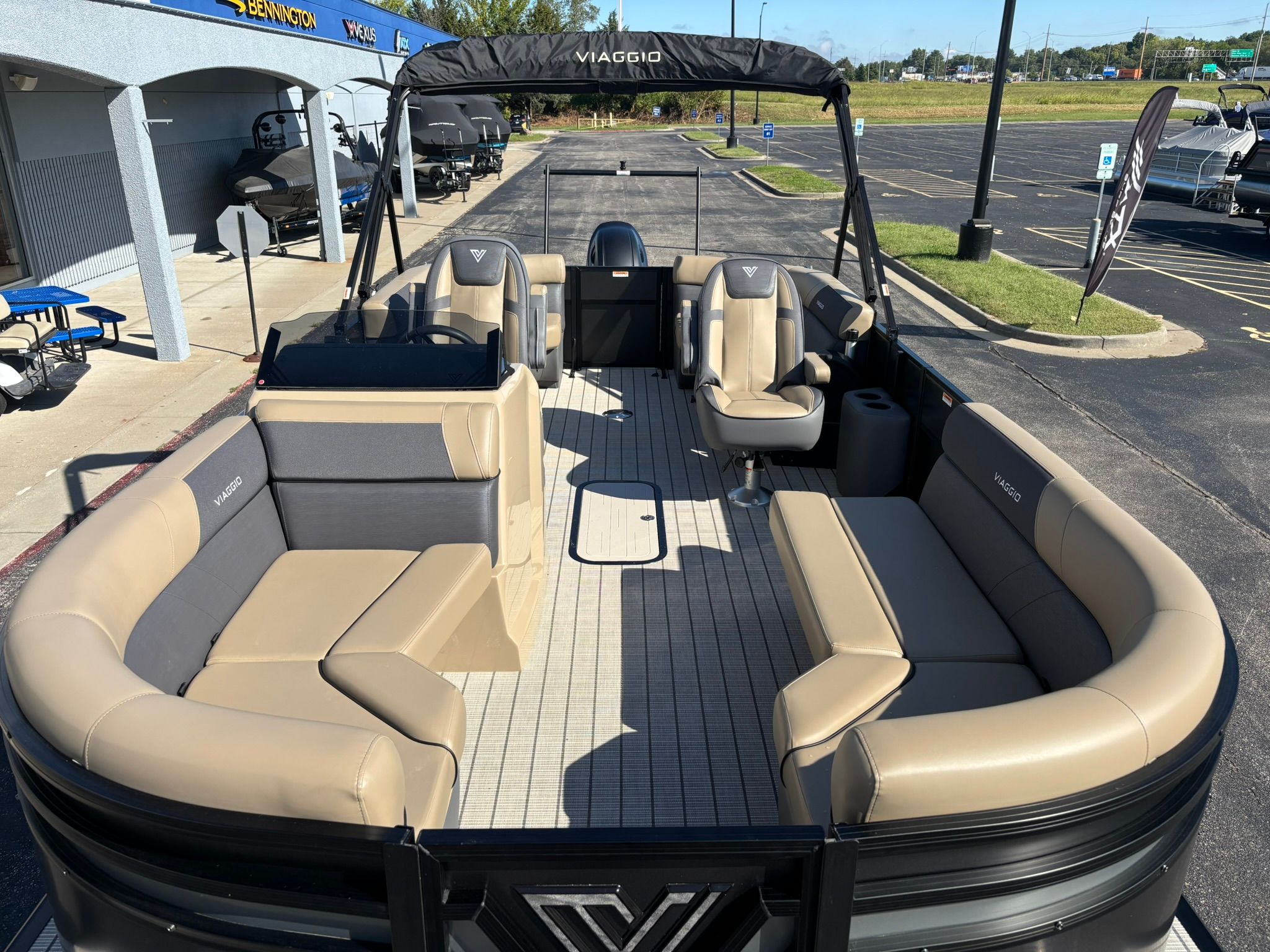 2026 Viaggio V20U - 12