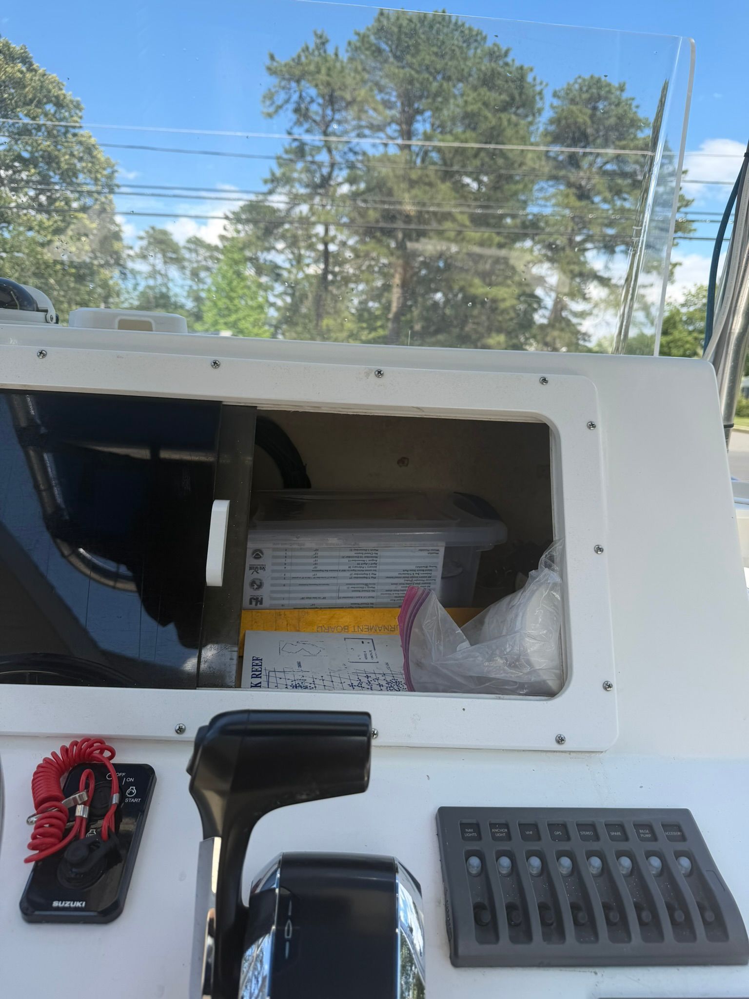 1995 May-Craft 2000CC - 26