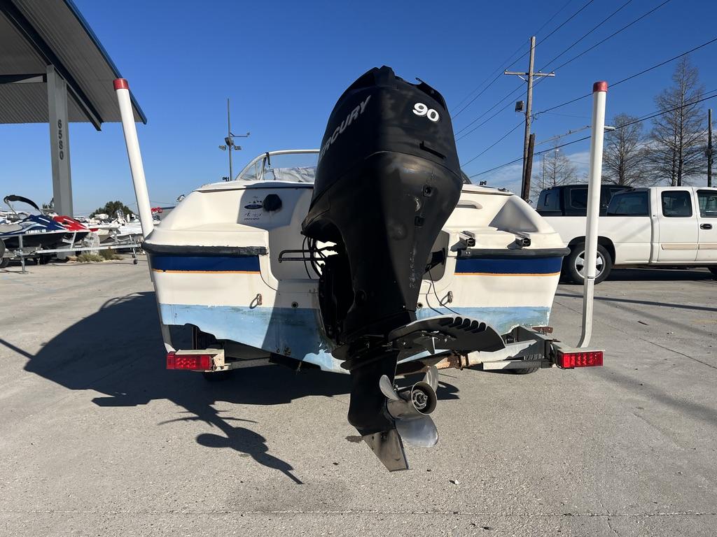 2004 Bayliner 175 boat with outboard motor.