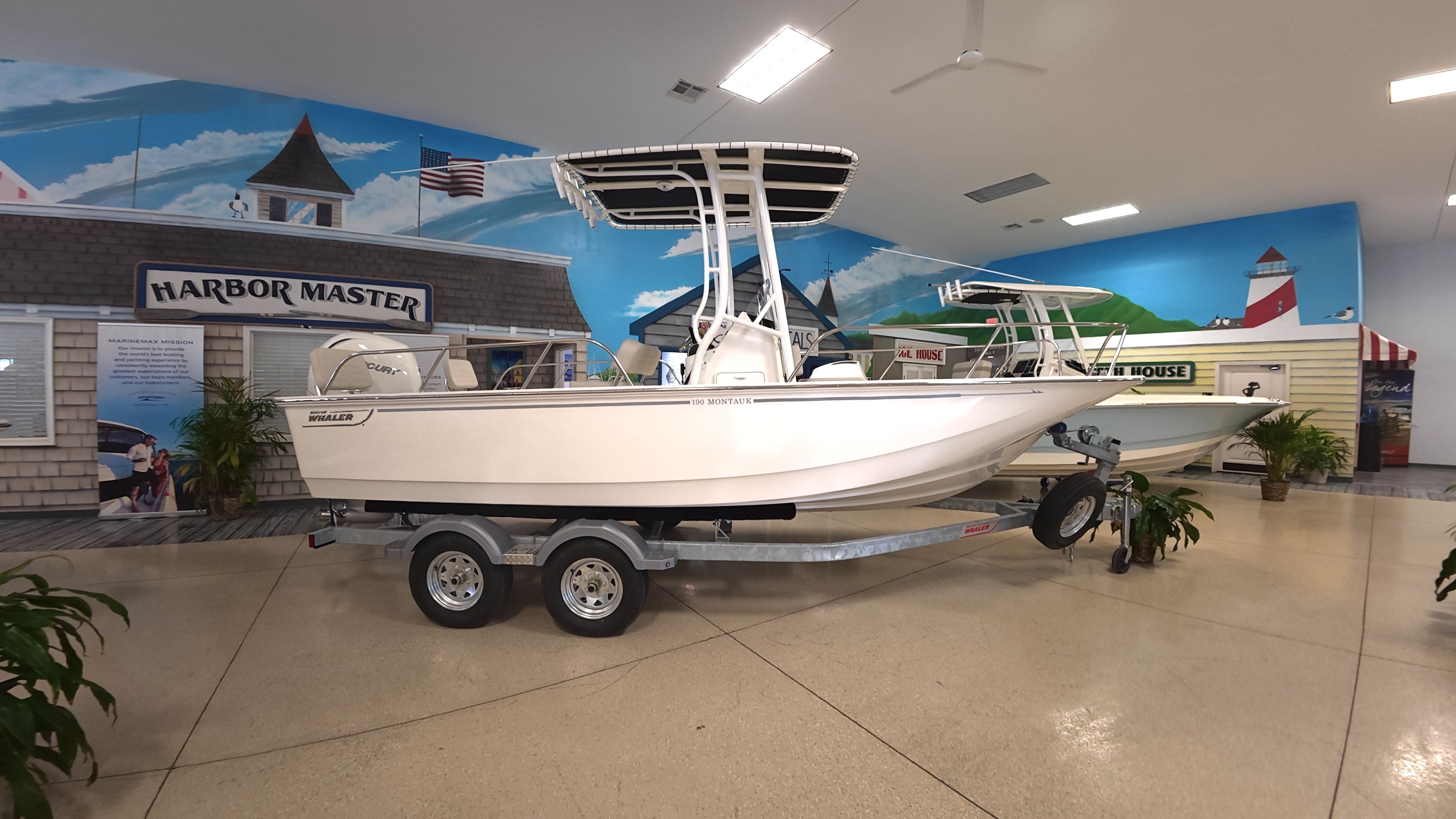 2026 Boston Whaler 190 Montauk - 2