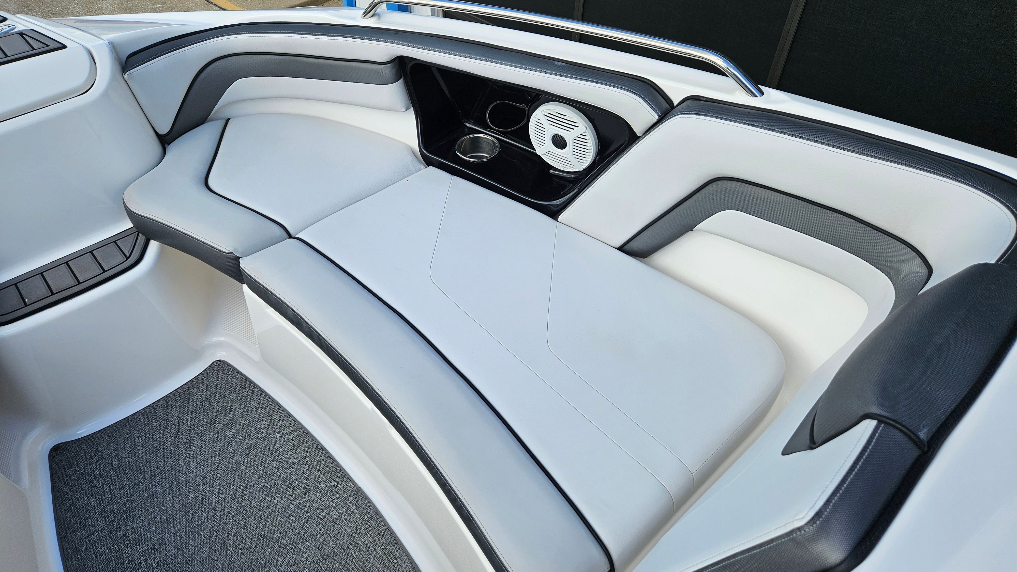 2018 YAMAHA AR240 - Image 23