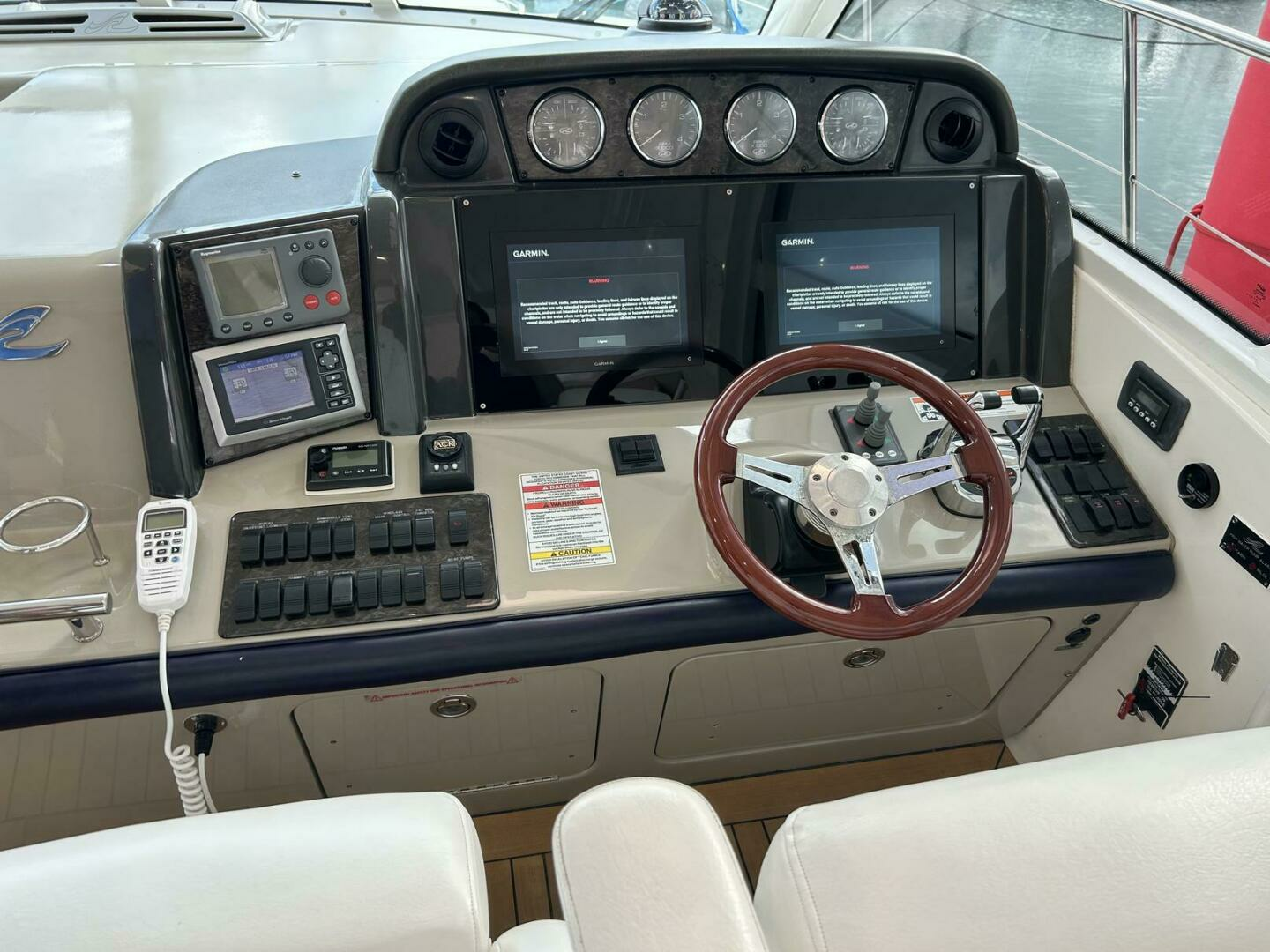 2008 Sea Ray 480 Sundancer - Image 22