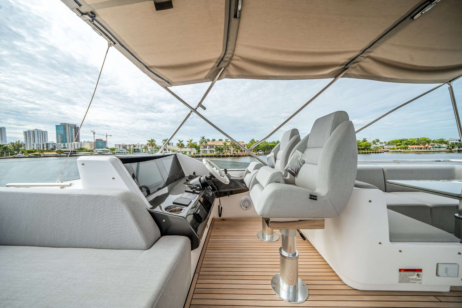 2026 Azimut S8 - Image 73