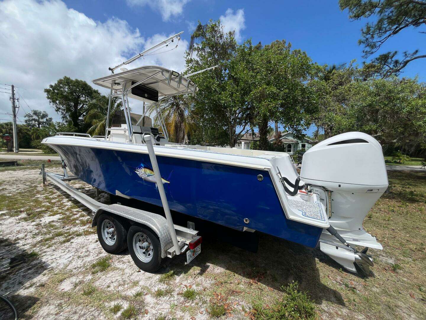 1998 Blue Fin 25 Center Console - Image 3