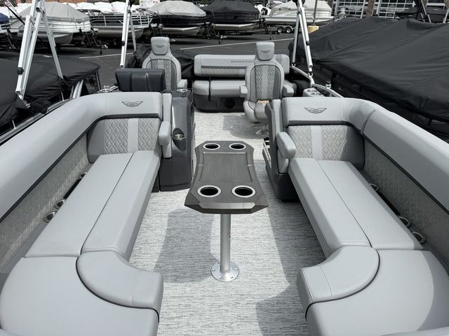 2026 Bennington M Swingback 24 MSB Tritoon - 5