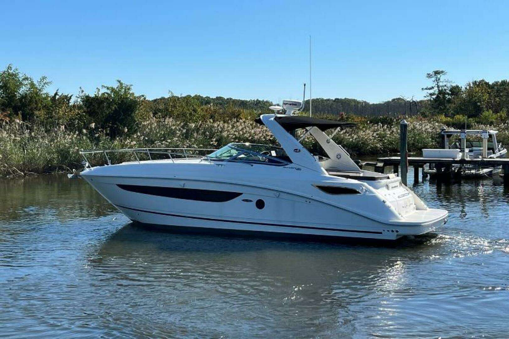2014 Sea Ray Sundancer 350 - Image 7