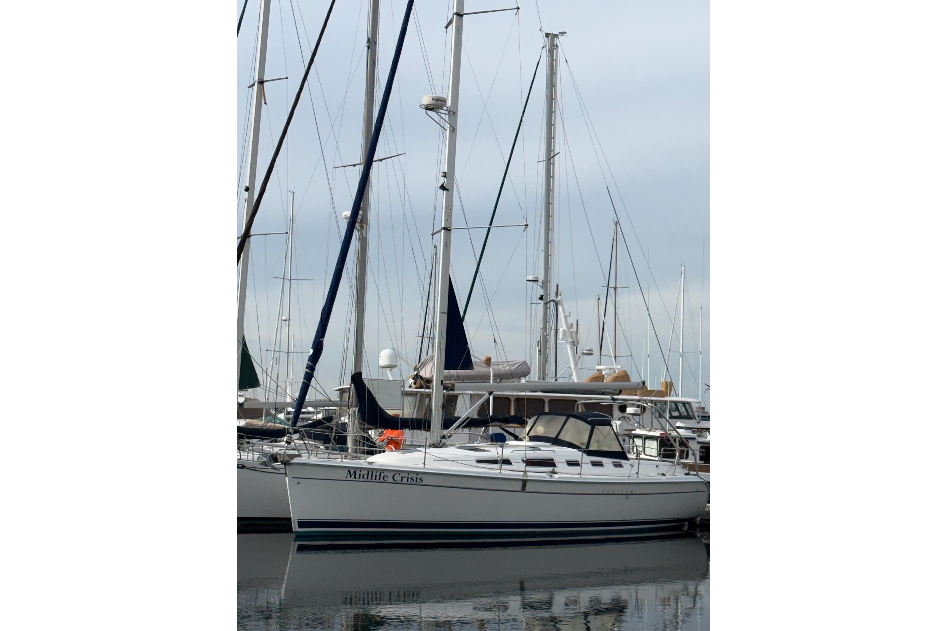 2007 Hunter 38