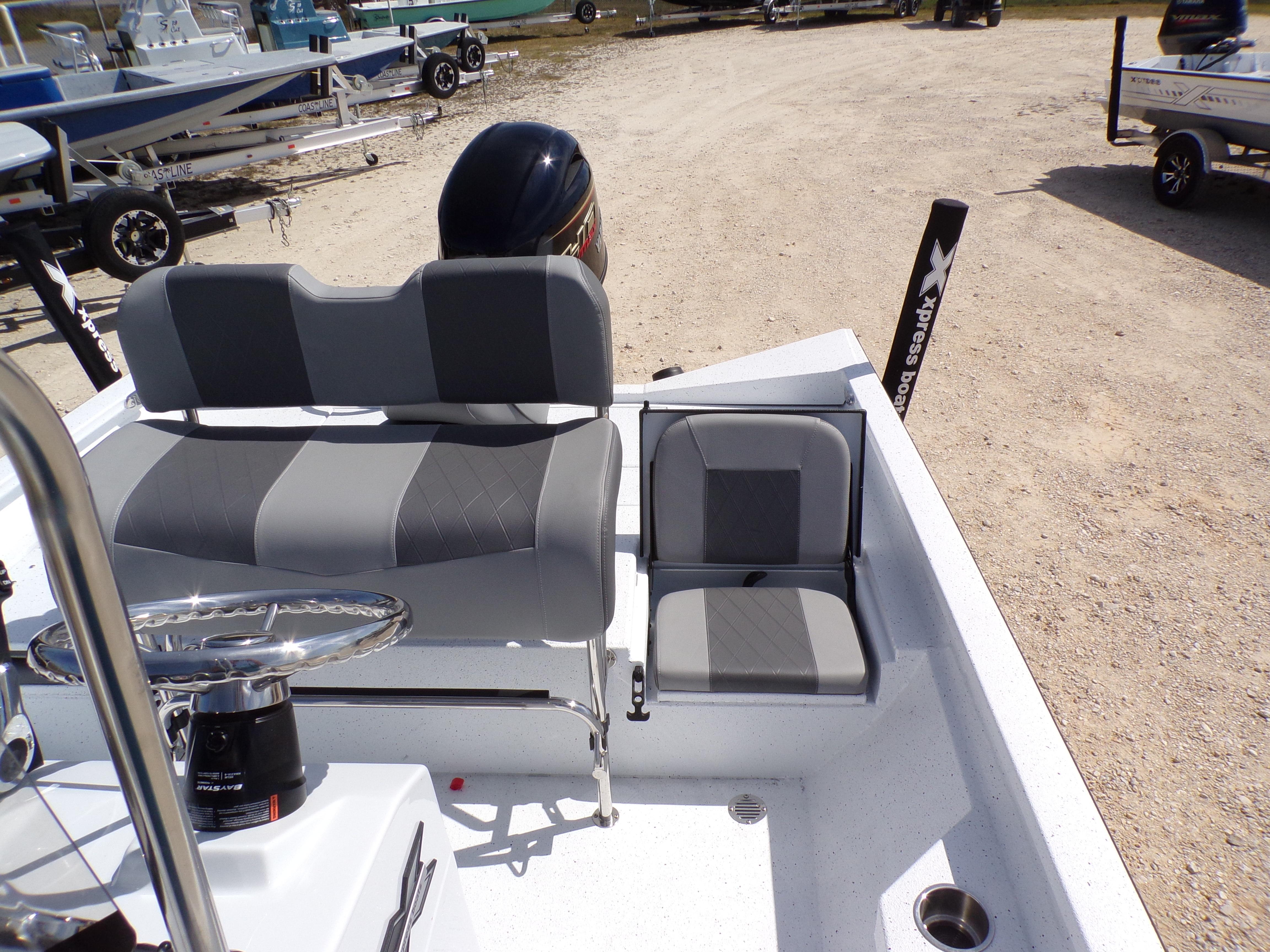 2025 Xpress H20B Bay - 21