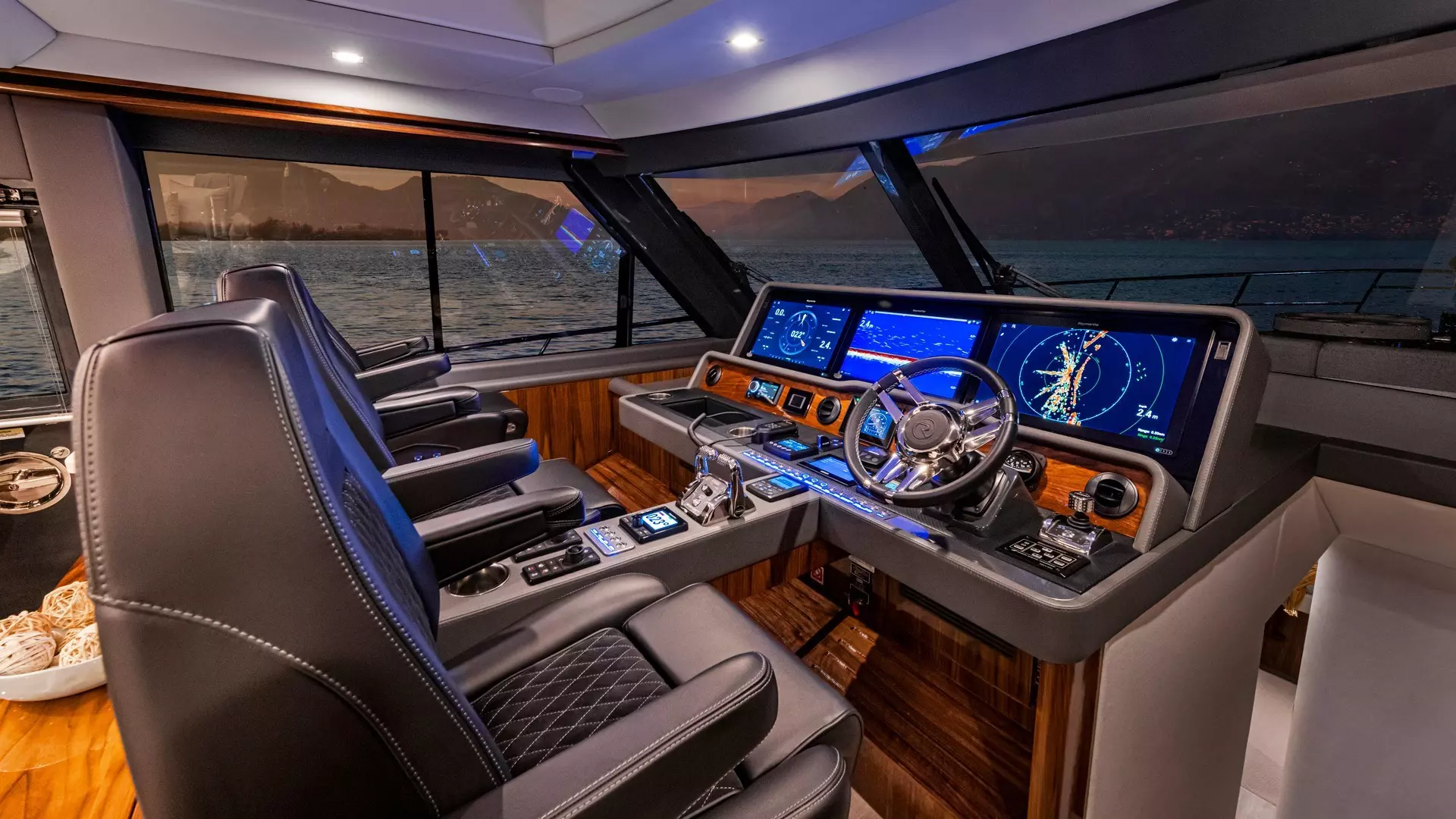 2026 Riviera 645 SUV - Image 7