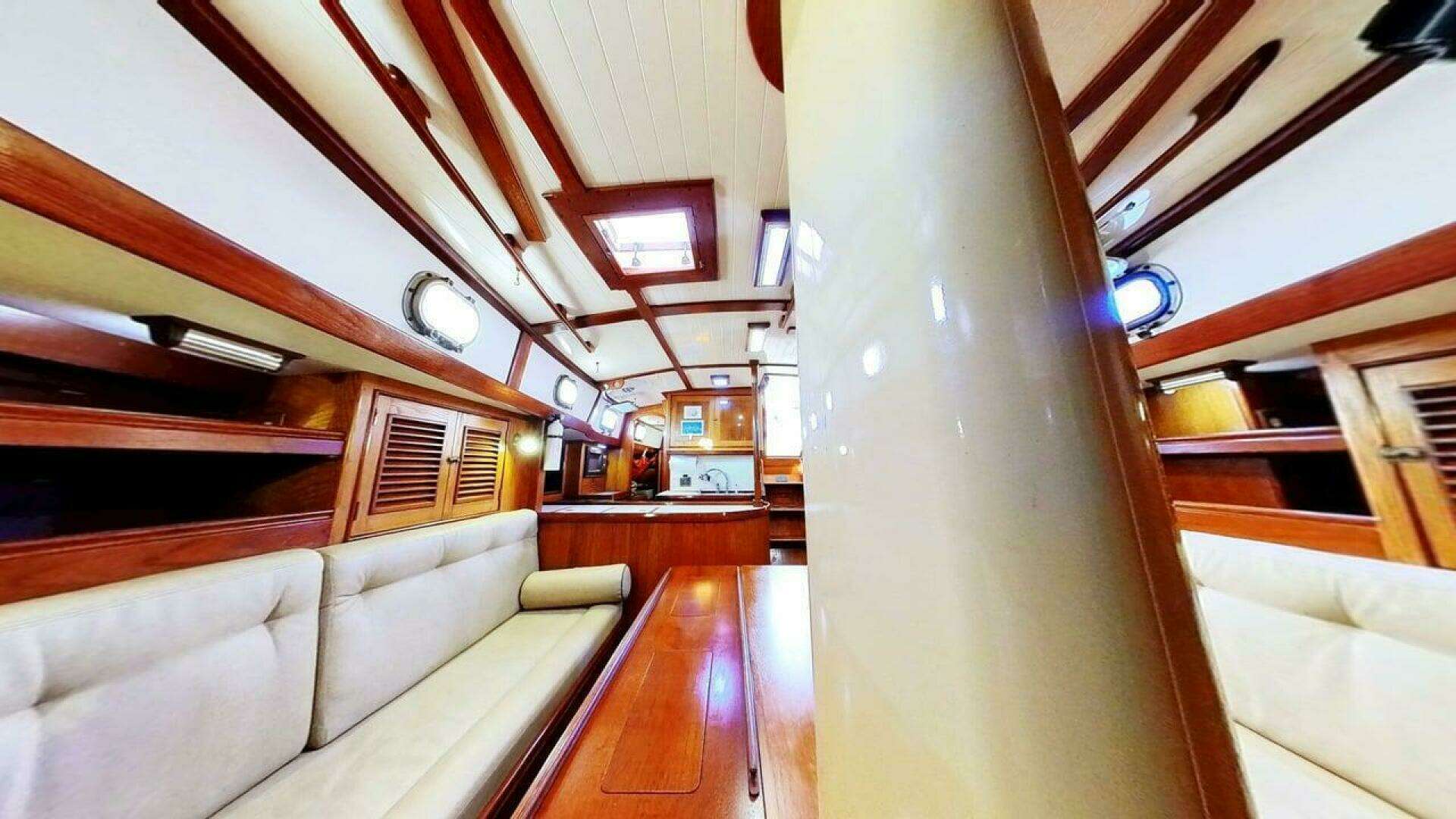 1984 Shannon Aegean - Image 31