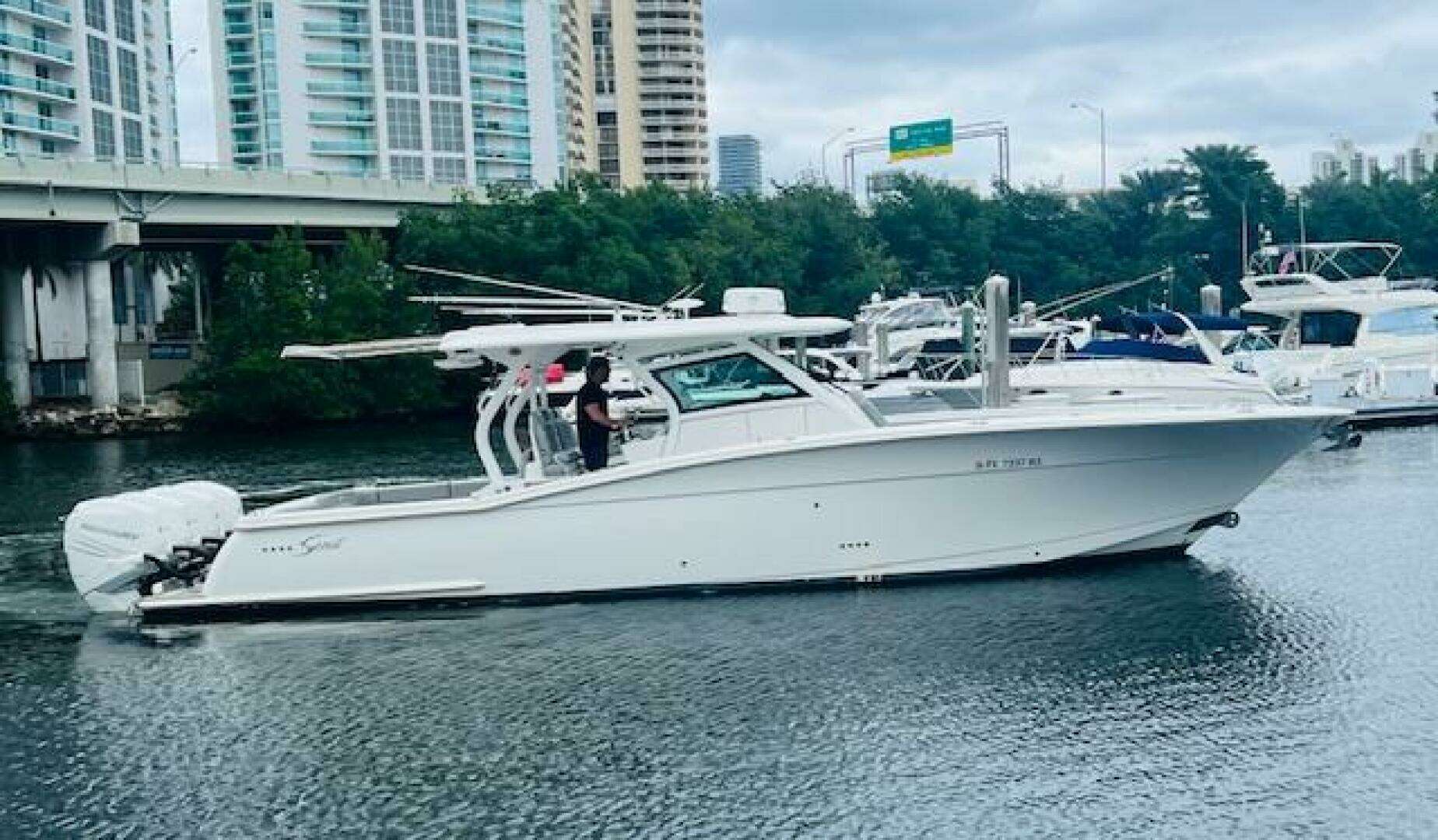 2018 Scout 380 LXF - Image 2