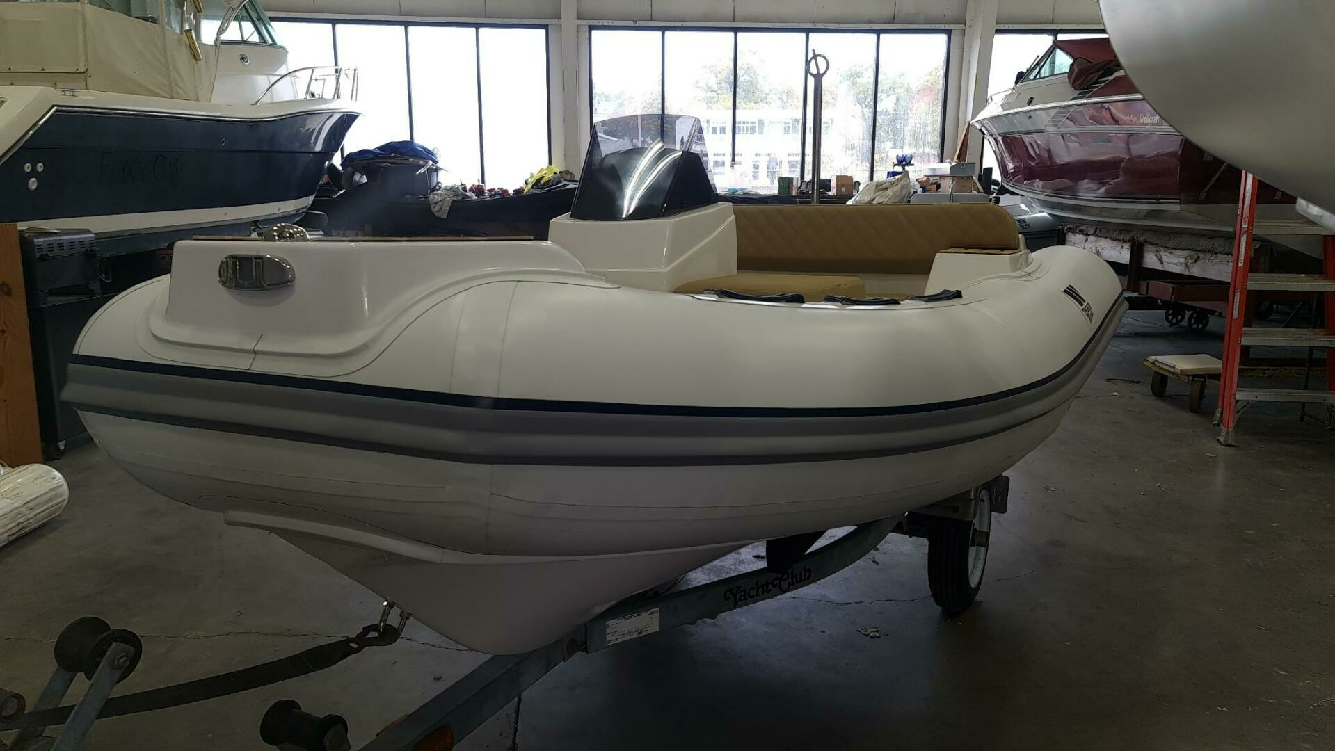 2023 Tiger Marine 370 Protender - Image 7