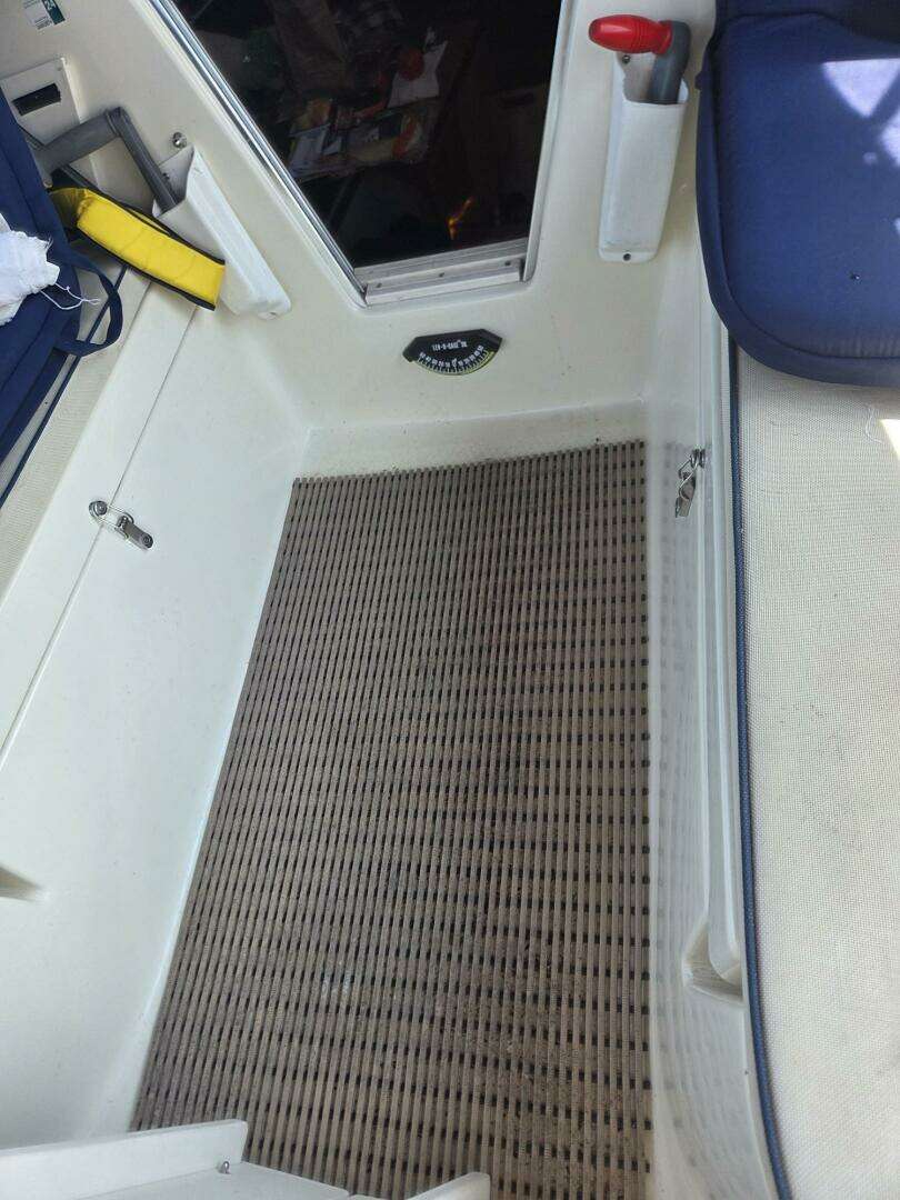 2011 Hake / Seaward 32RK - Image 6
