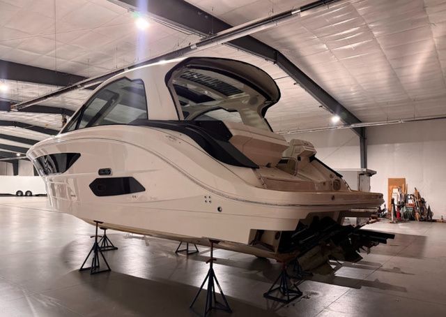 2022 Sea Ray Sundancer 370 - 20