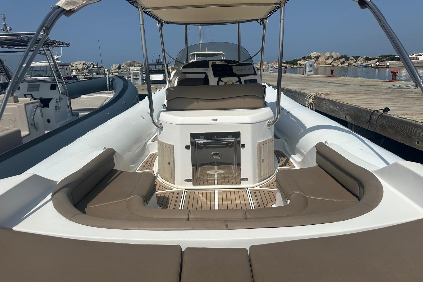 Sacs Stratos S42