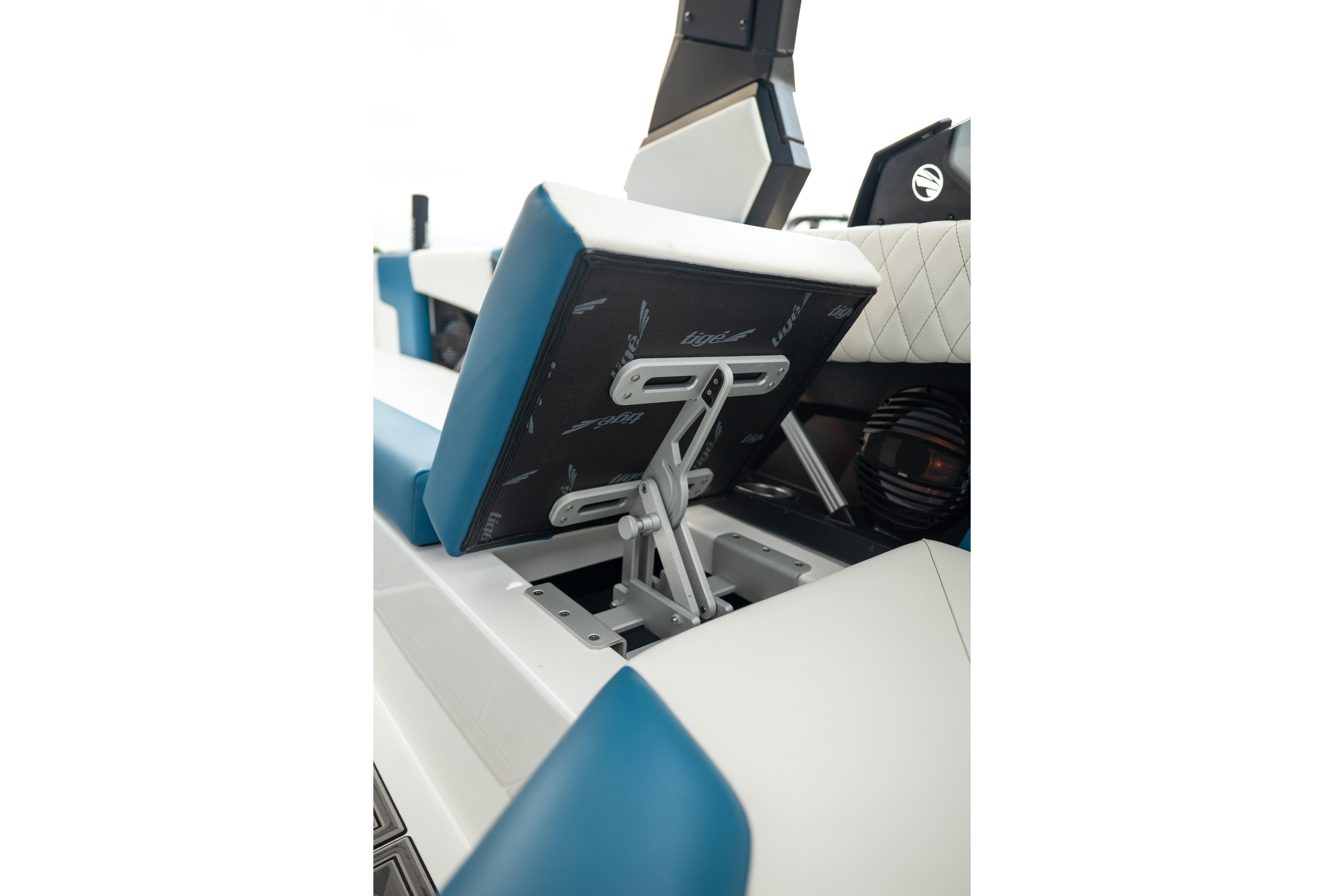 2024 Tigé Z5 boat interior with adjustable seating and modern design features.