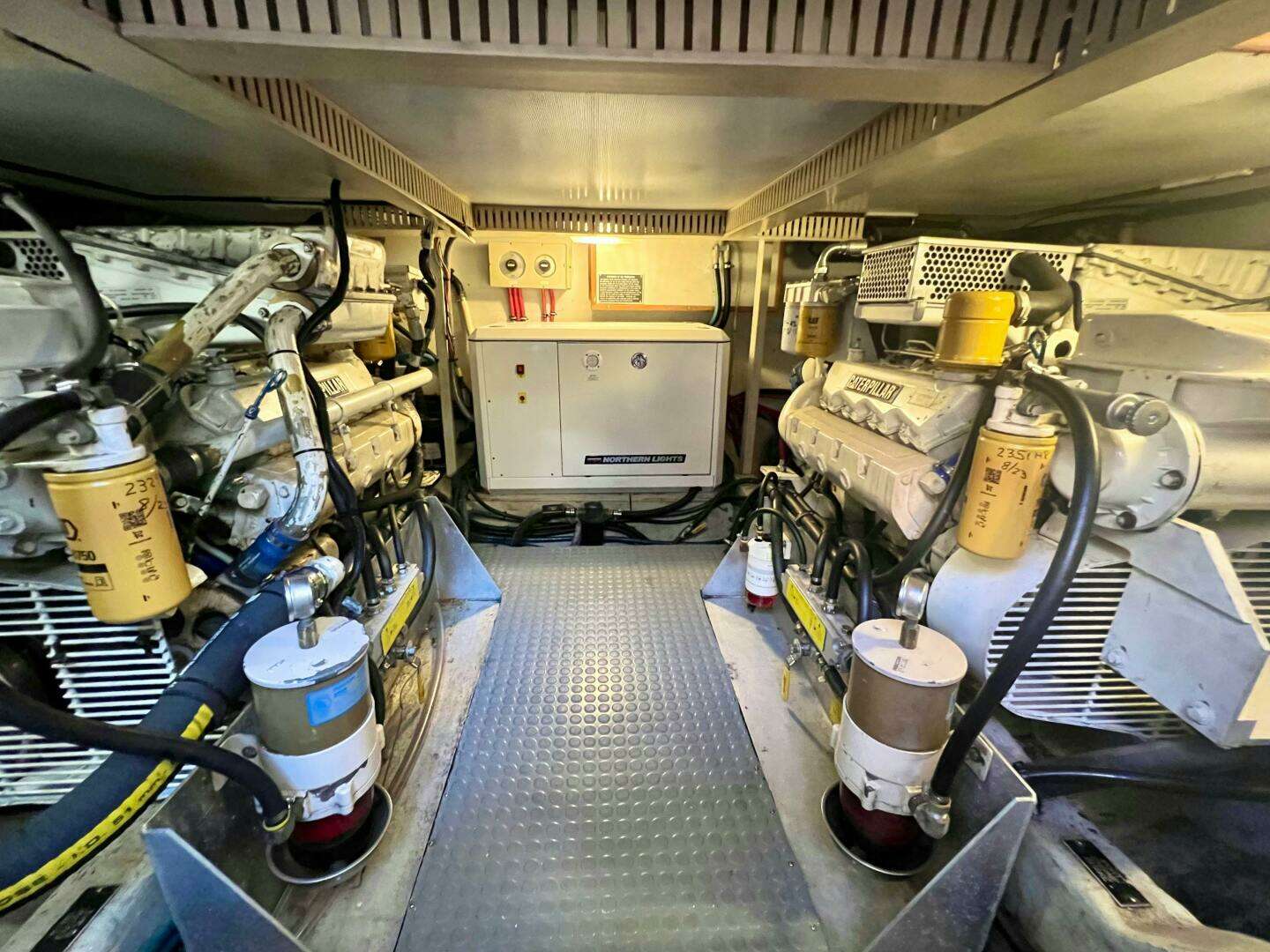 2001 Sabre Sabreline 47 - Image 34
