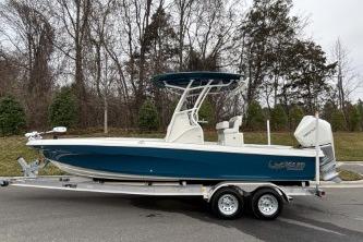 2026 Mako 24 APEX
