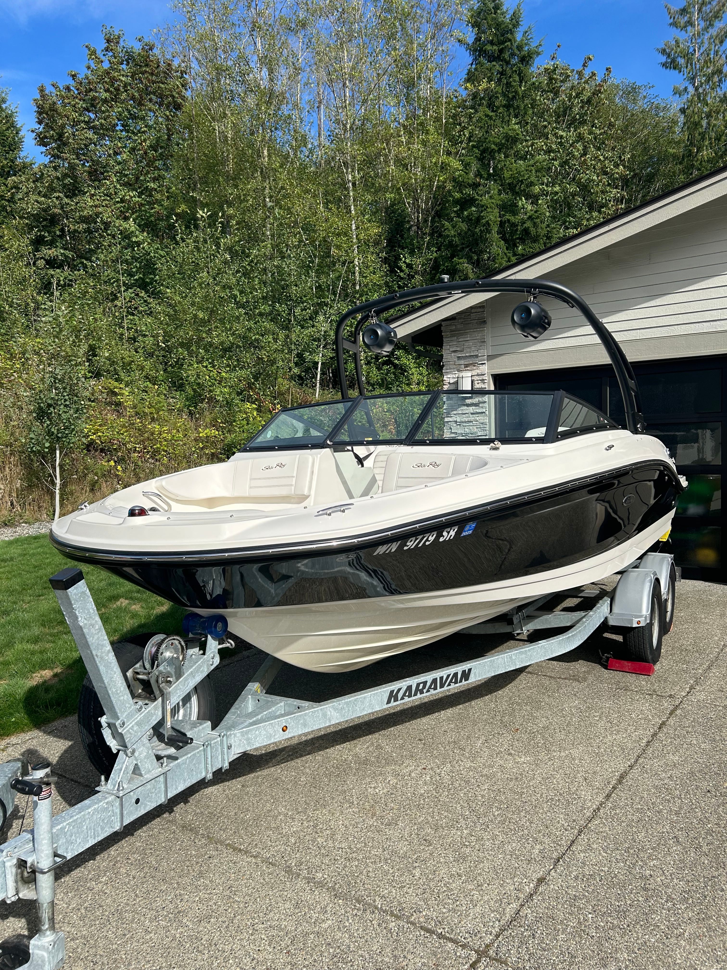 2019 Sea Ray SPX 210 - 2