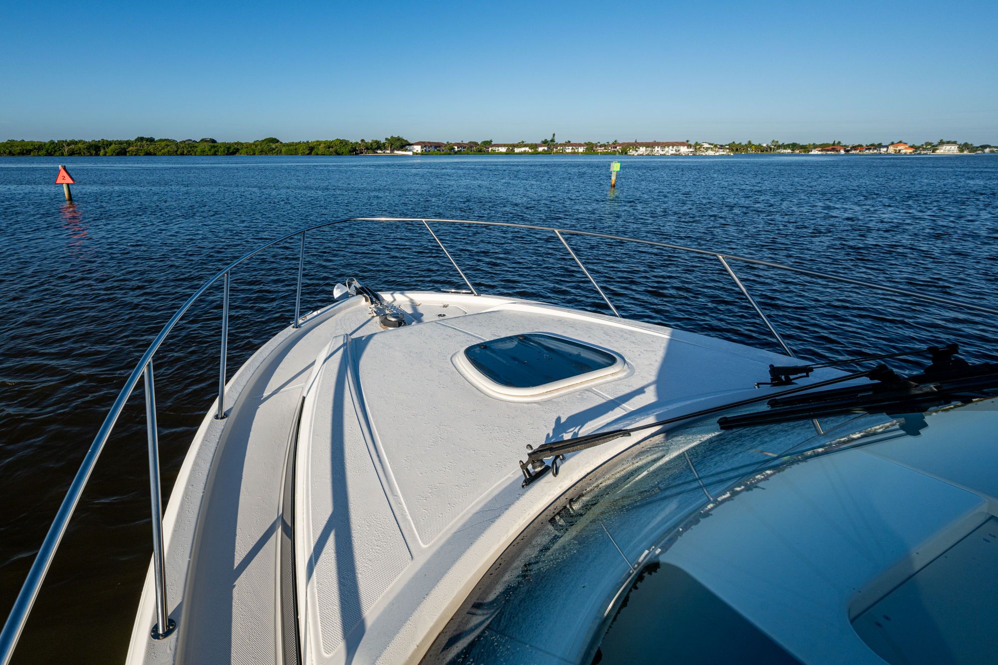 2023 BOSTON WHALER 325 CONQUEST - Image 45