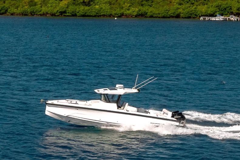 2025 Axopar 29 CCX
