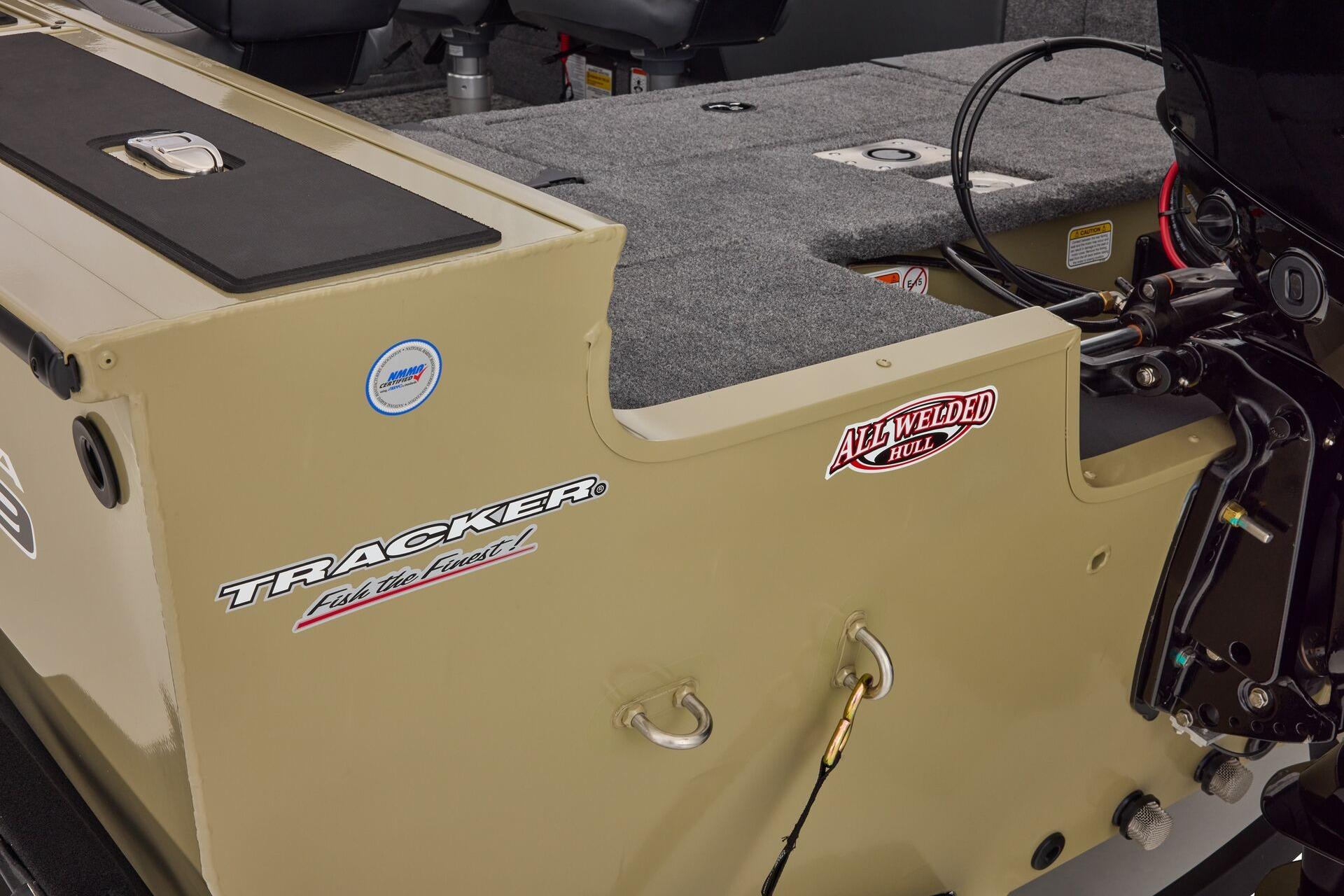 2026 Tracker Targa V-19 Combo - 55