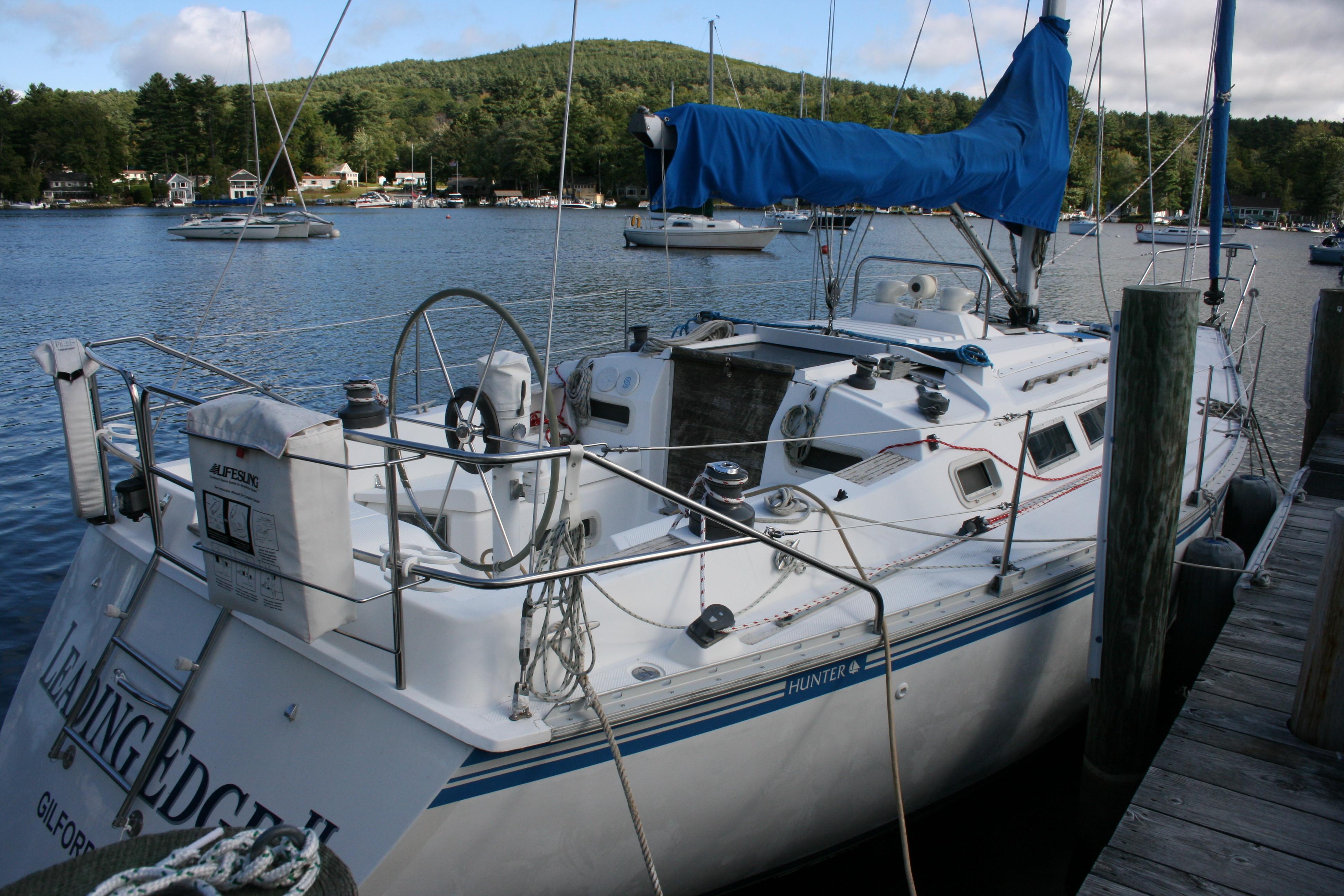 1983 Hunter 34