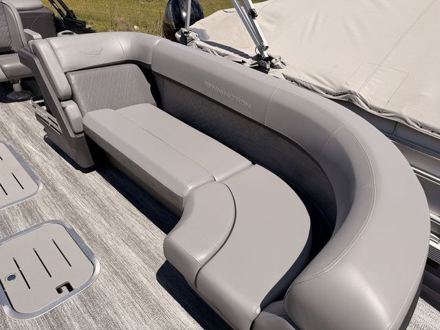 2025 Bennington M Quad Bench 24 MFB Tritoon - 6