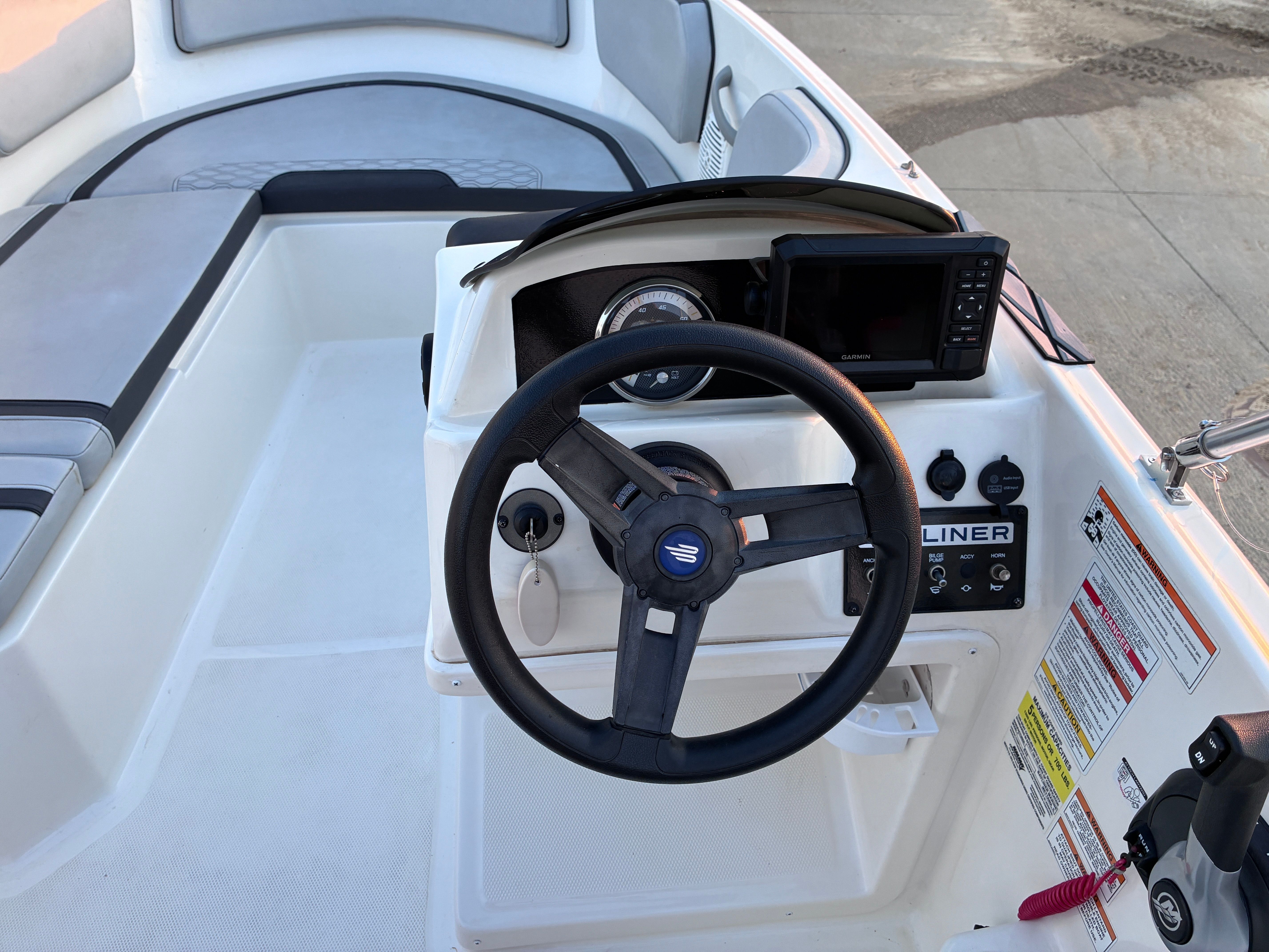 2024 Bayliner Element M15 - 41