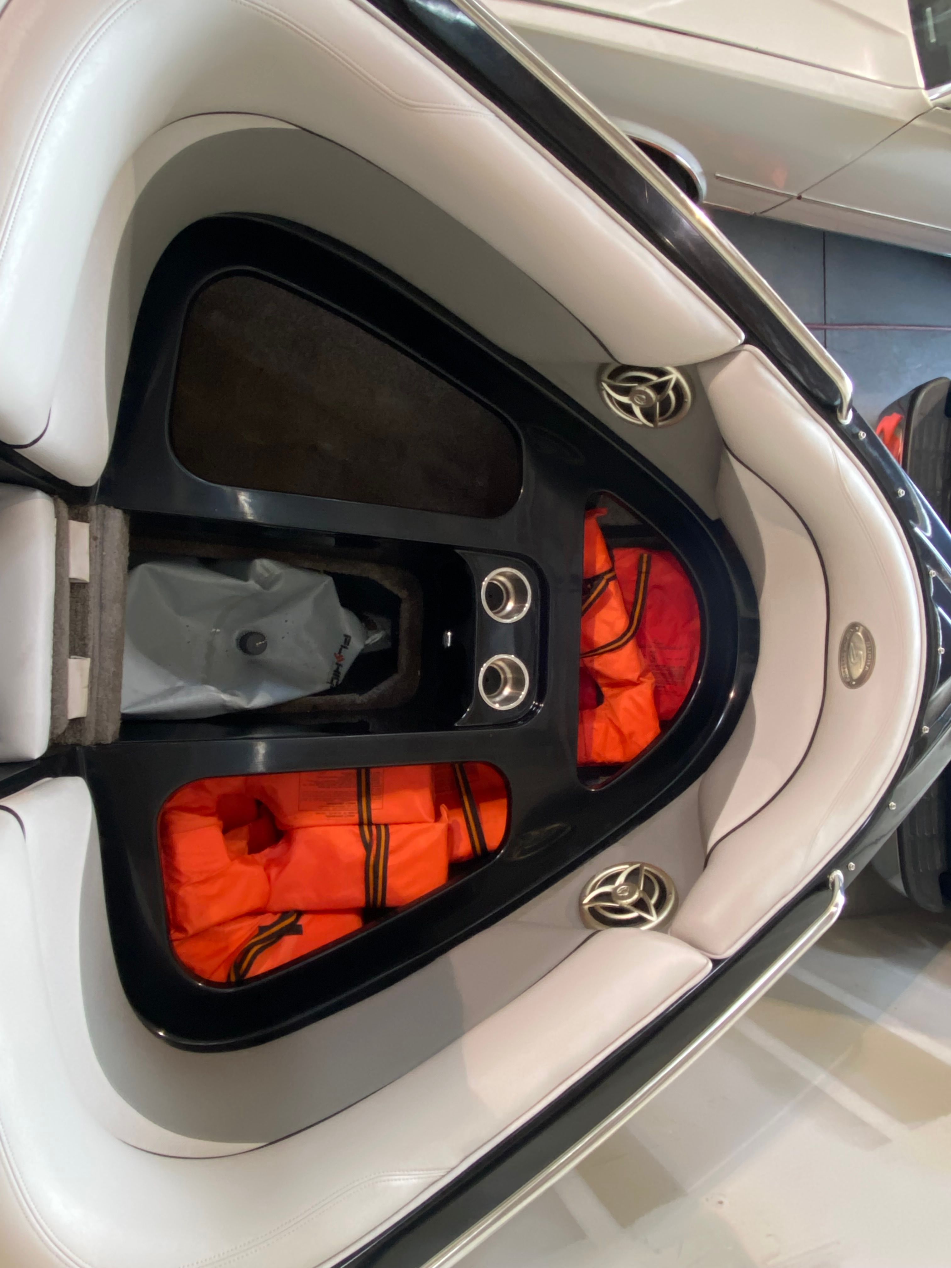 2008 Supra Launch 22 SSV - 19