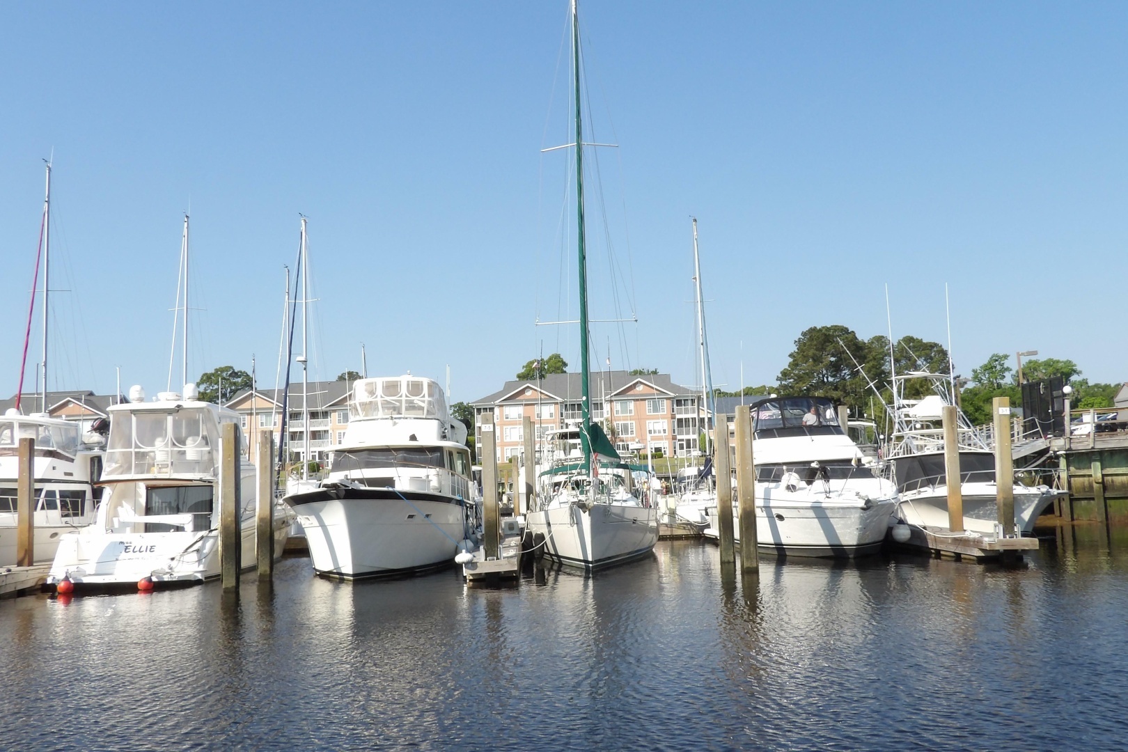 2002 Beneteau 473 - Image 24