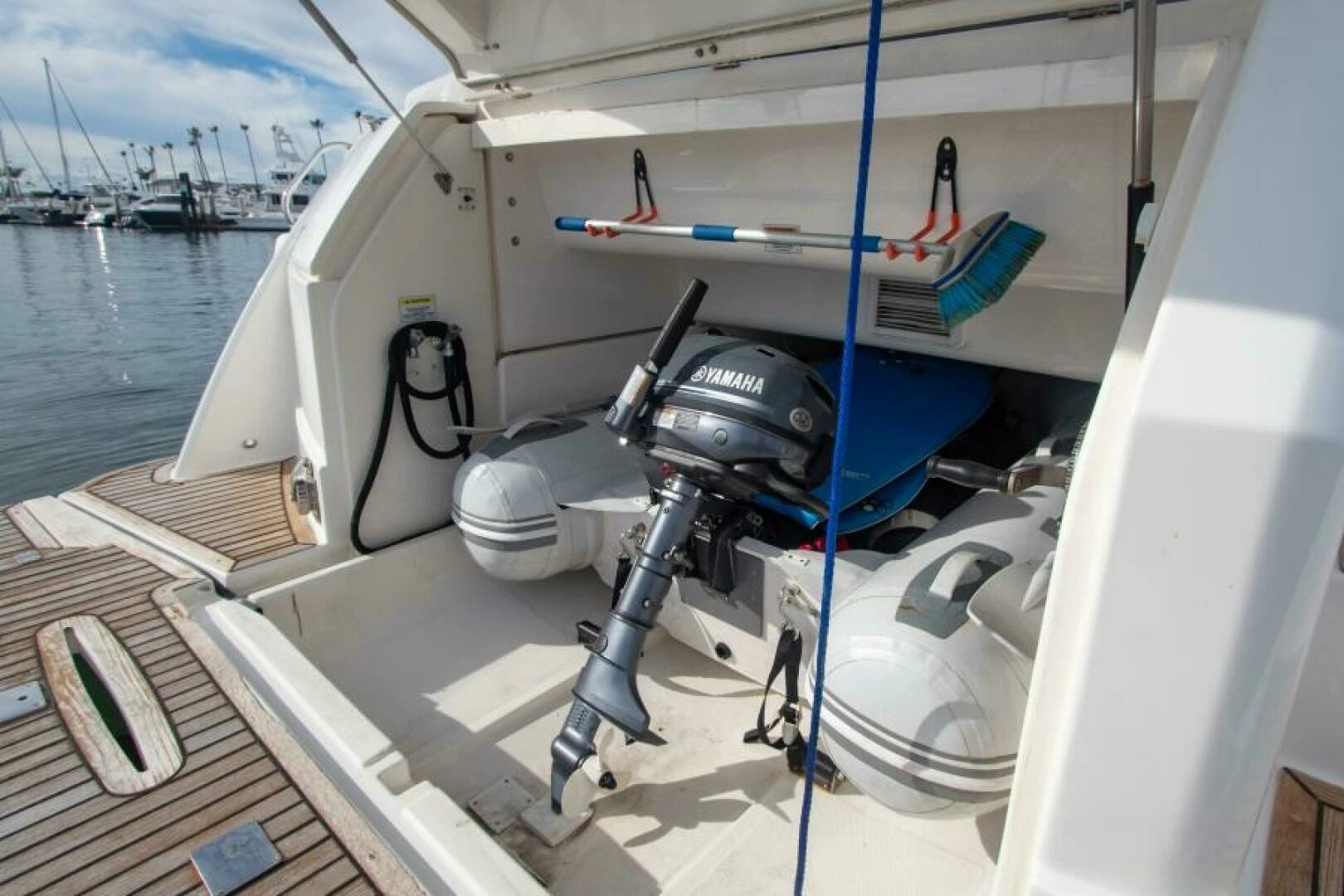 2012 Riviera 50 Sport Yacht - Image 27