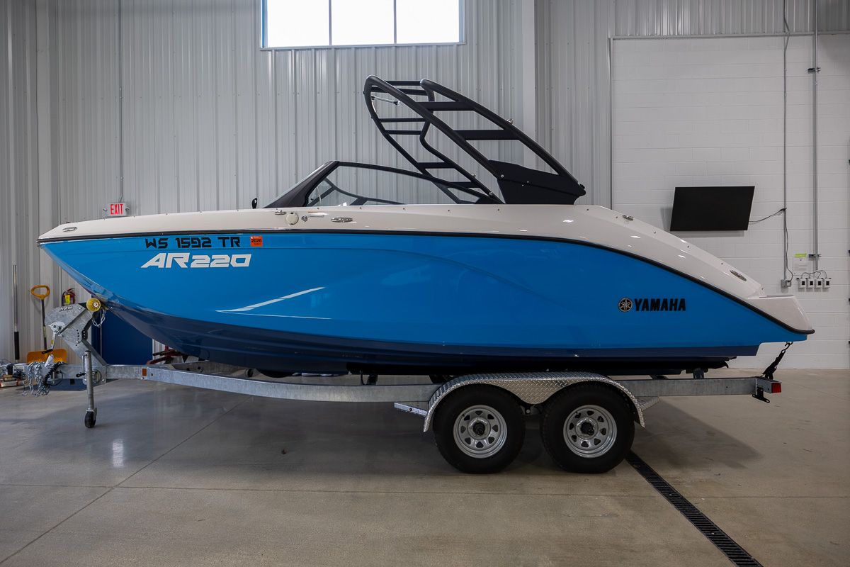 2023 Yamaha Boats AR220