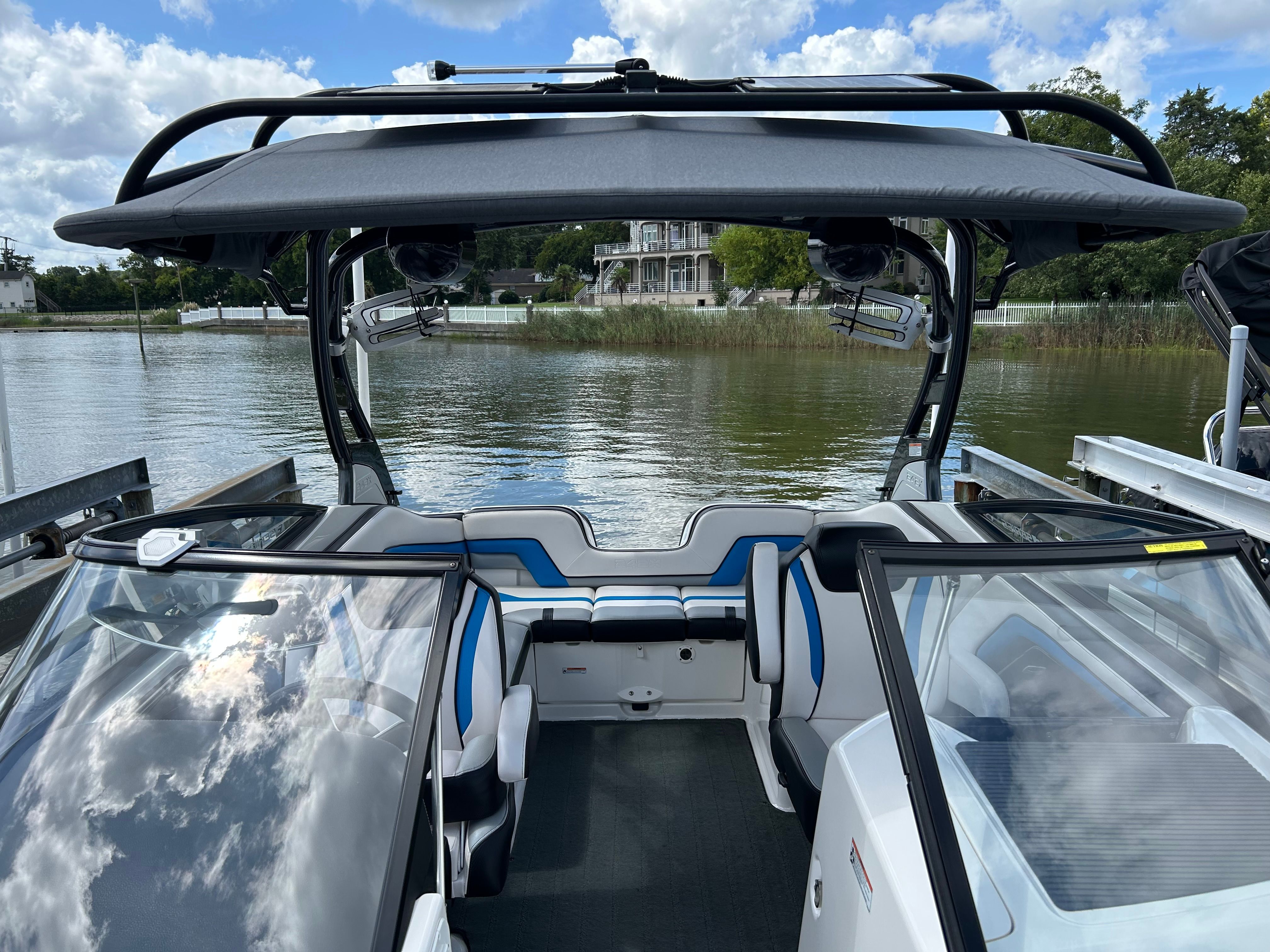2016 Yamaha Boats 242X E-Series - 14