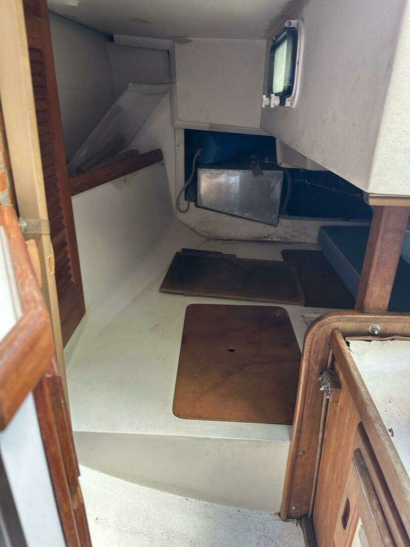 1991 Catalina 28 - Image 21