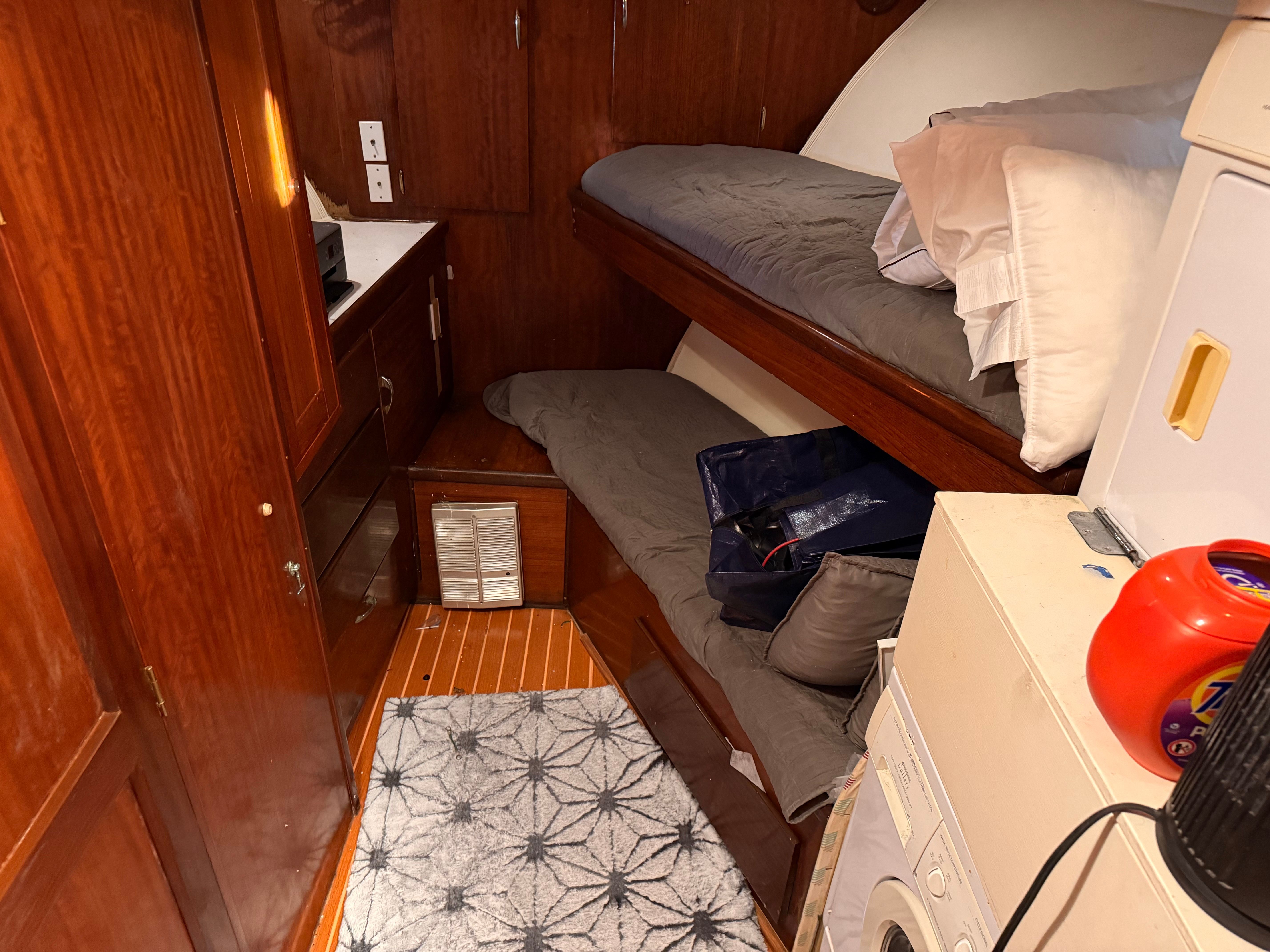 1969 Hatteras 53 - 28