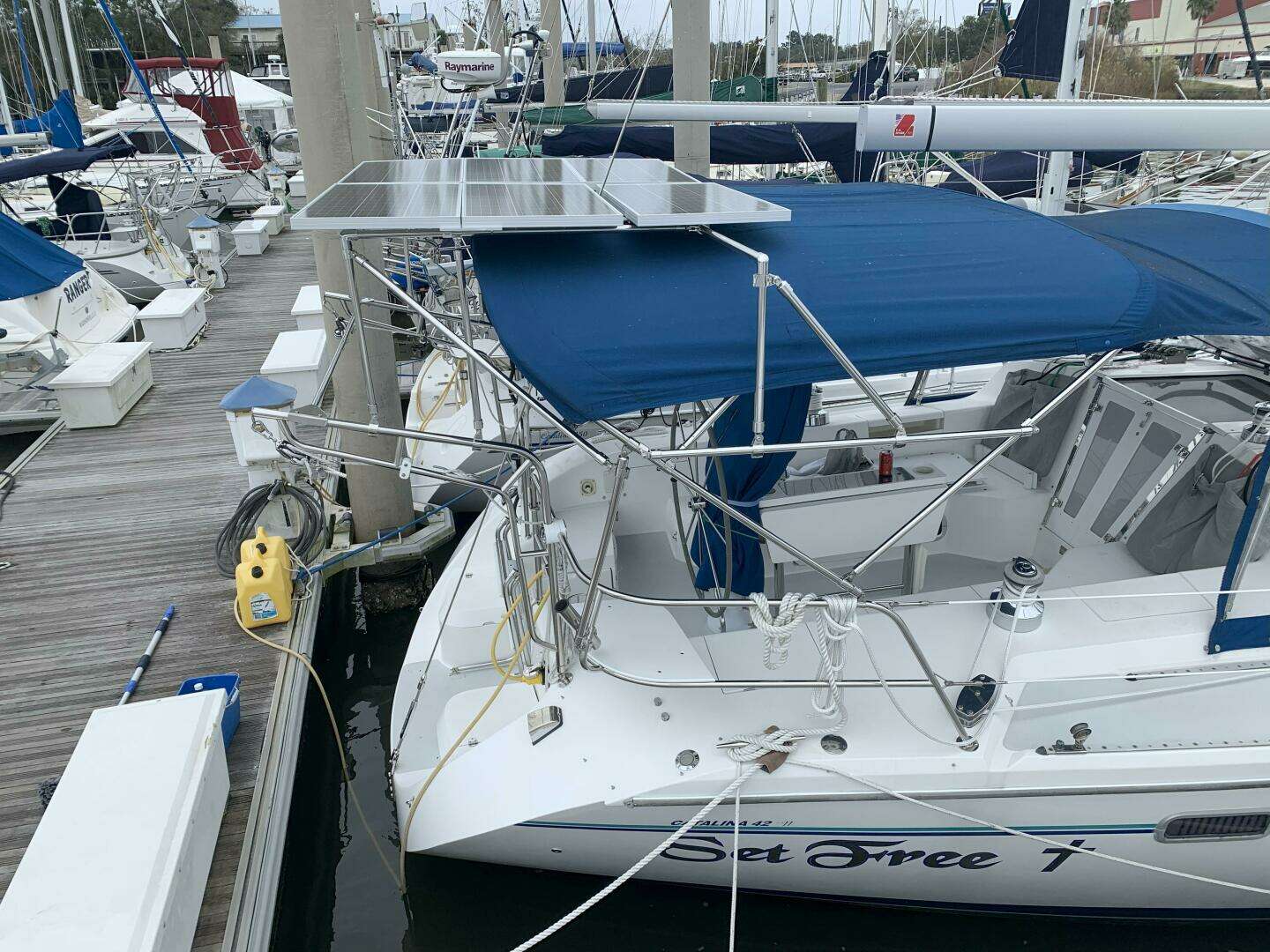 1995 Catalina 42 Mk II - Image 11