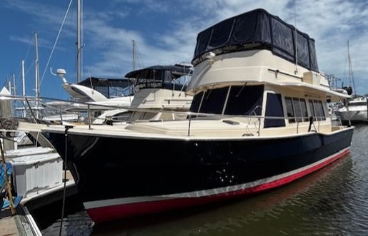 2005 Mainship 400 Trawler - 3