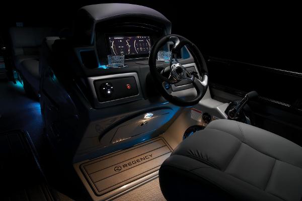 2025 Regency 230 LE3 Sport - 70